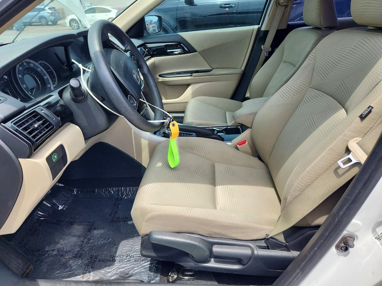 2016 Honda Accord Lx White vin: 1HGCR2F31GA079474
