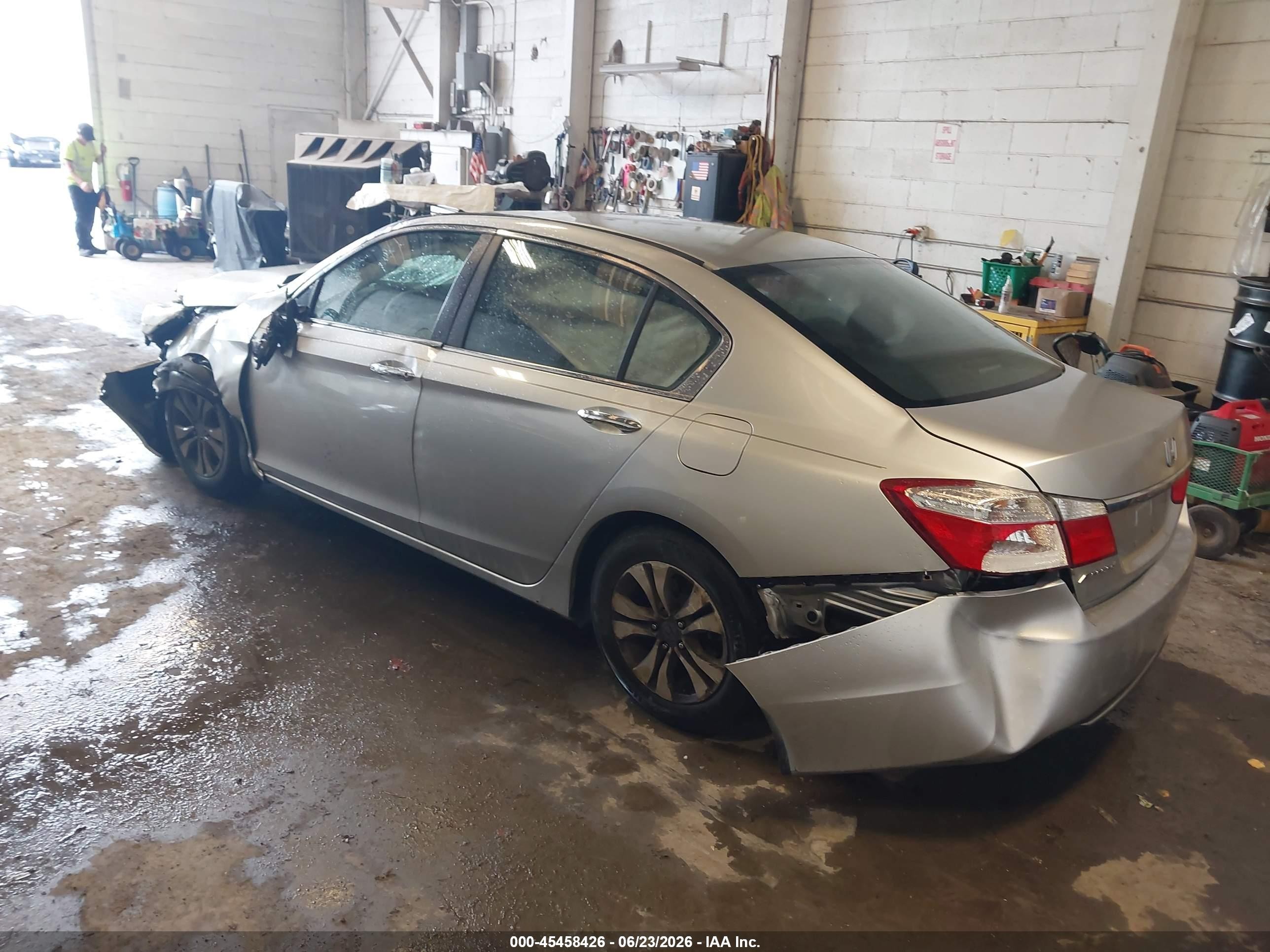 2013 Honda Accord Lx Silver vin: 1HGCR2F32DA006352