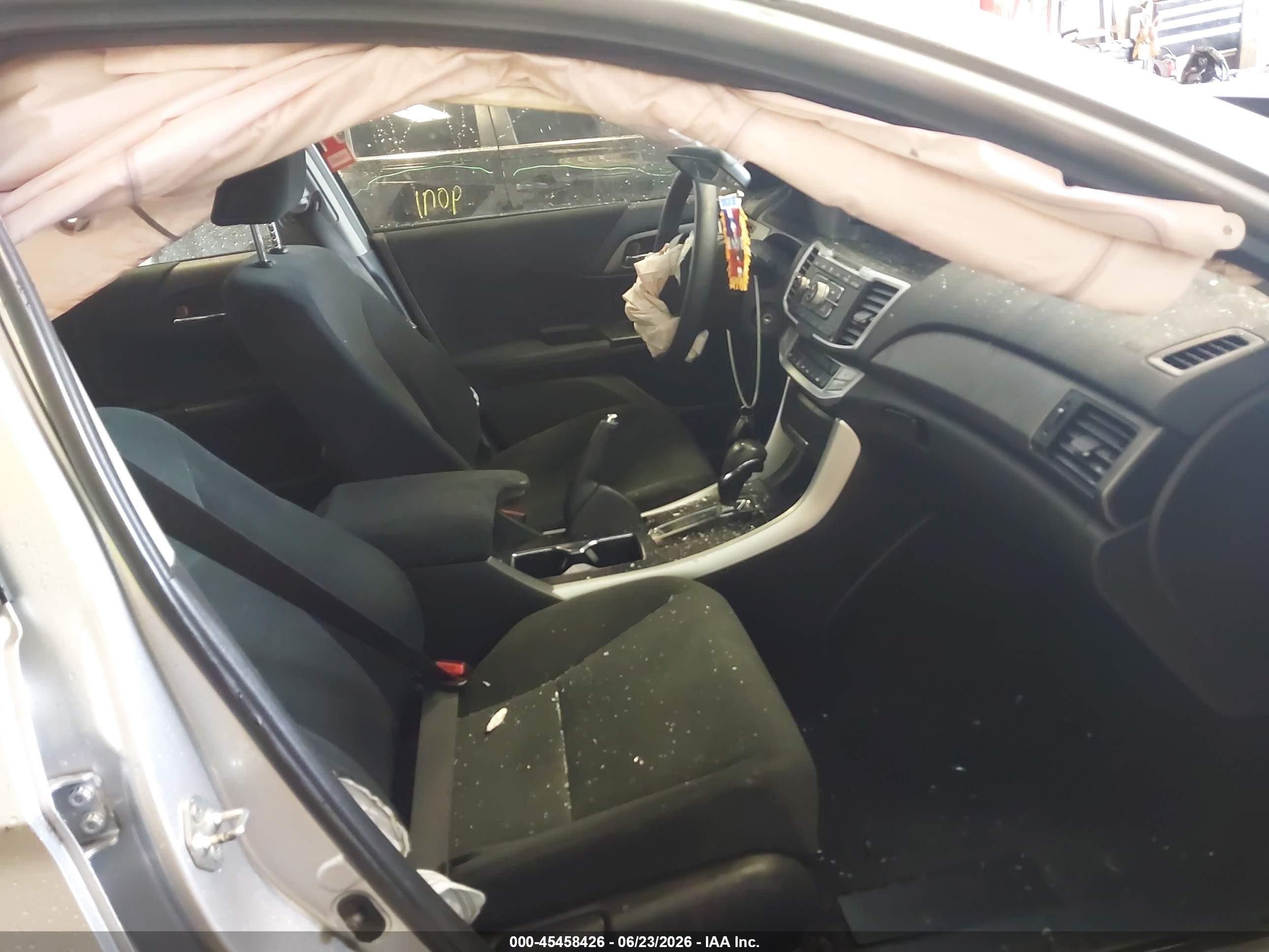 2013 Honda Accord Lx Silver vin: 1HGCR2F32DA006352