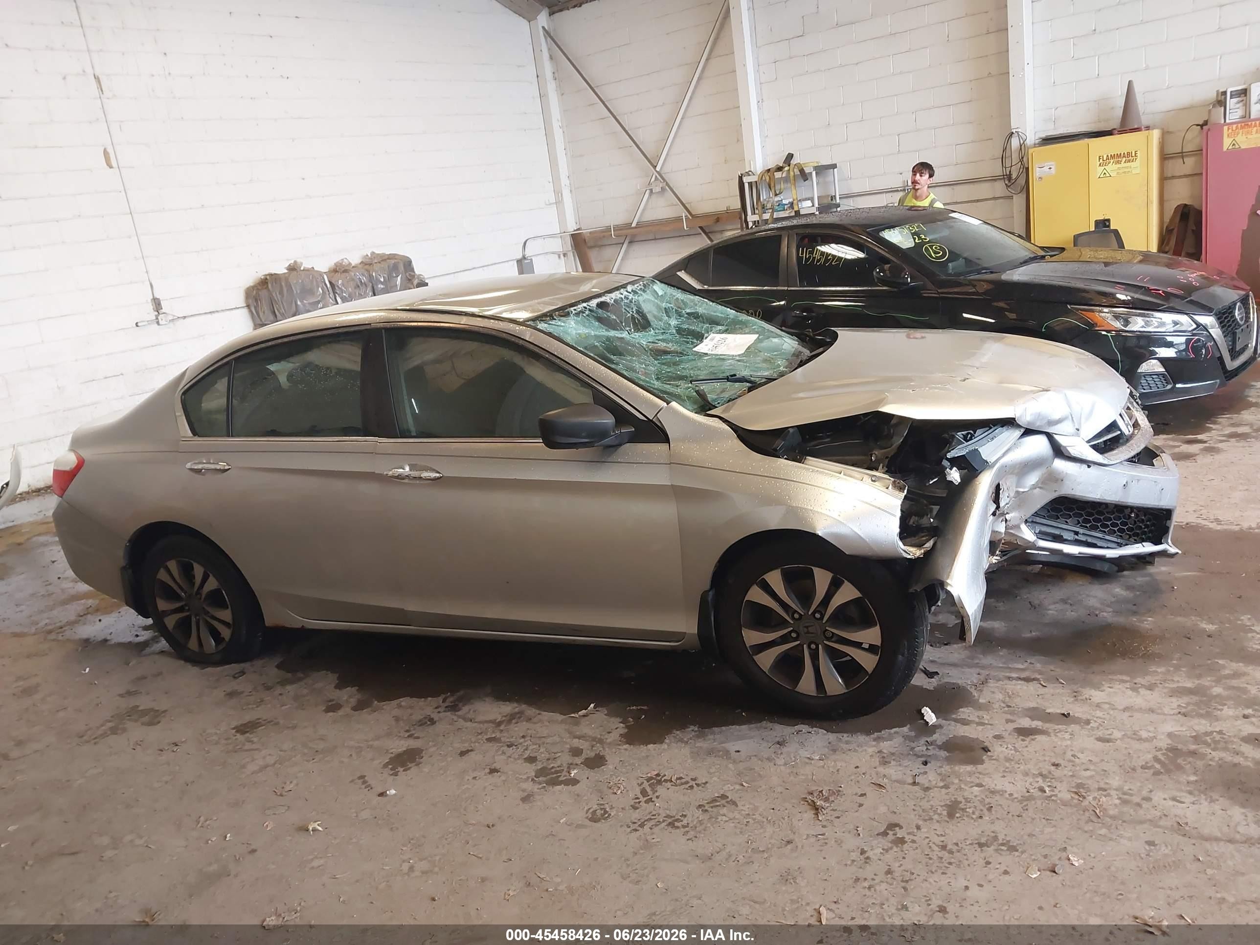 2013 Honda Accord Lx Silver vin: 1HGCR2F32DA006352