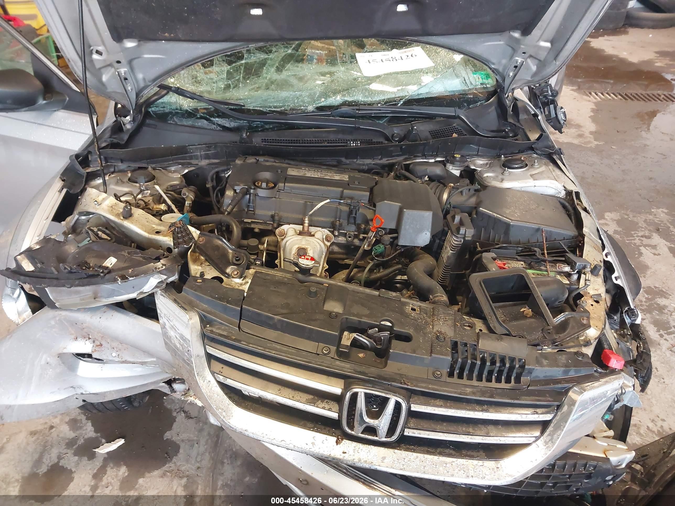 2013 Honda Accord Lx Silver vin: 1HGCR2F32DA006352