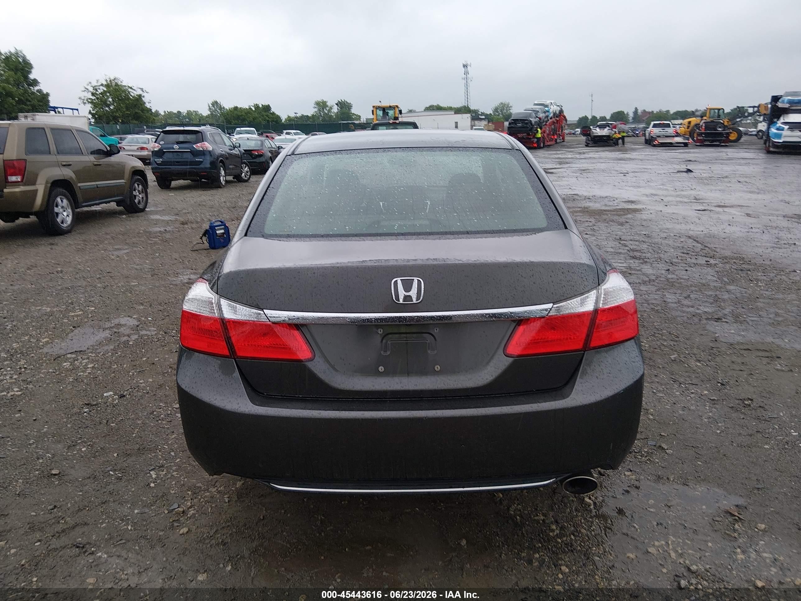 2013 Honda Accord Lx Gray vin: 1HGCR2F32DA028027