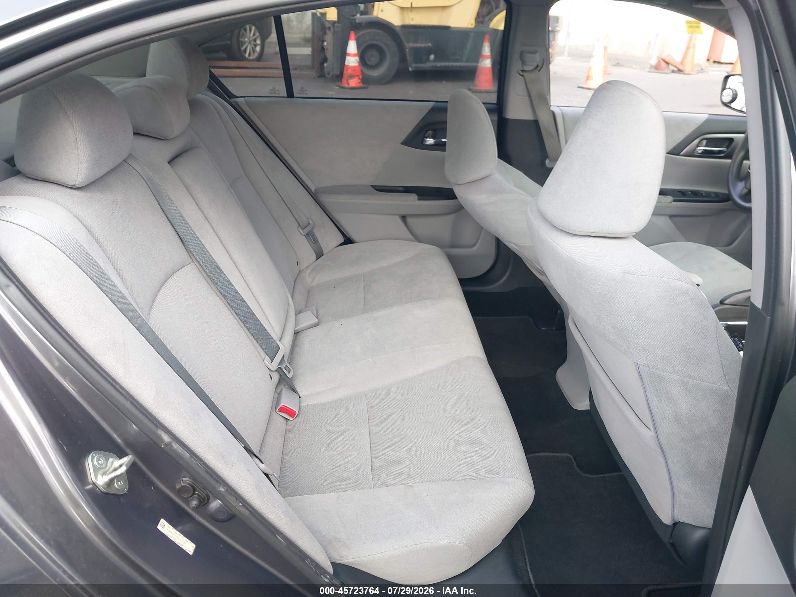 2013 Honda Accord Lx Gray vin: 1HGCR2F32DA067555