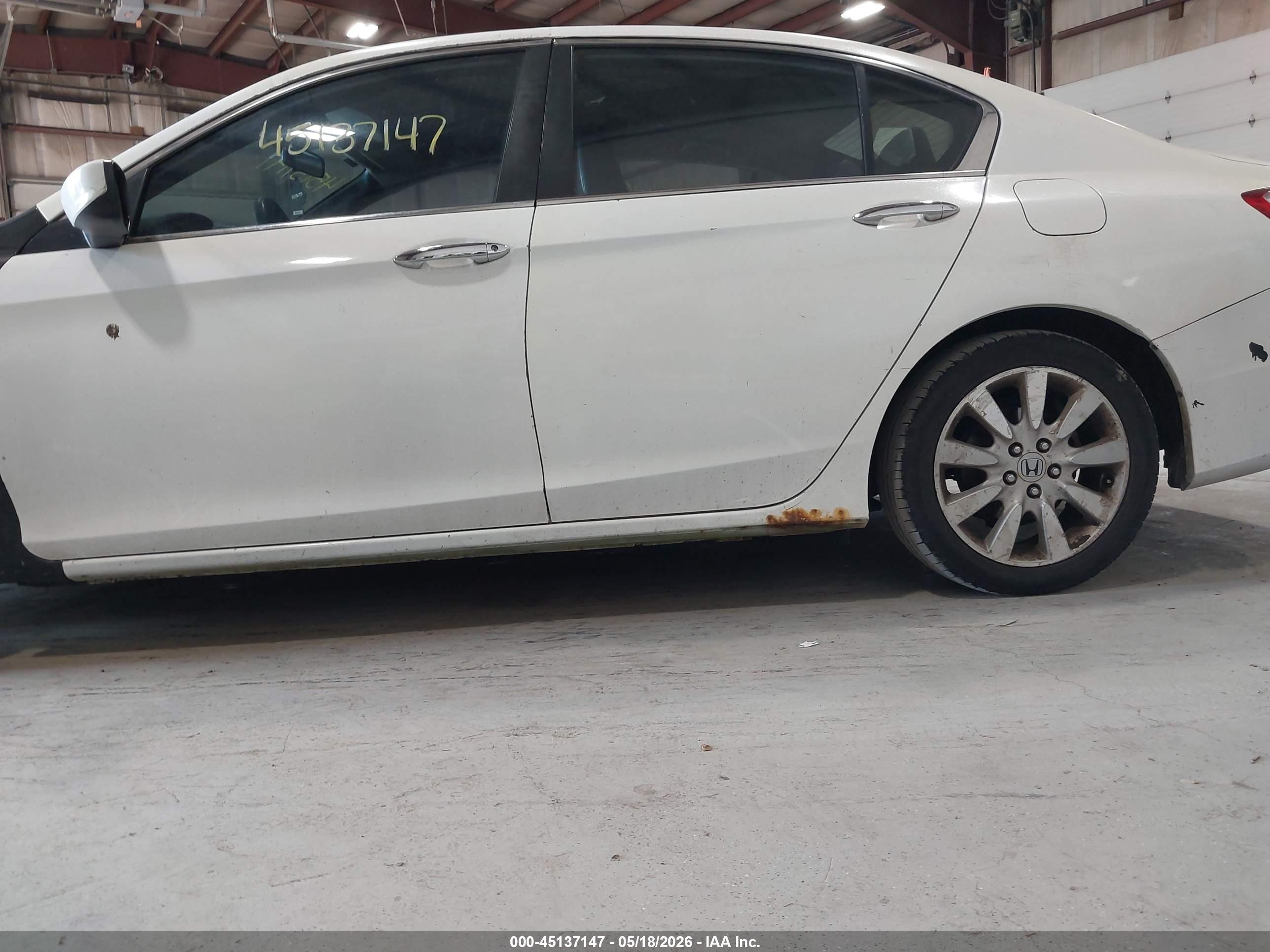 2013 Honda Accord Lx White vin: 1HGCR2F32DA088230