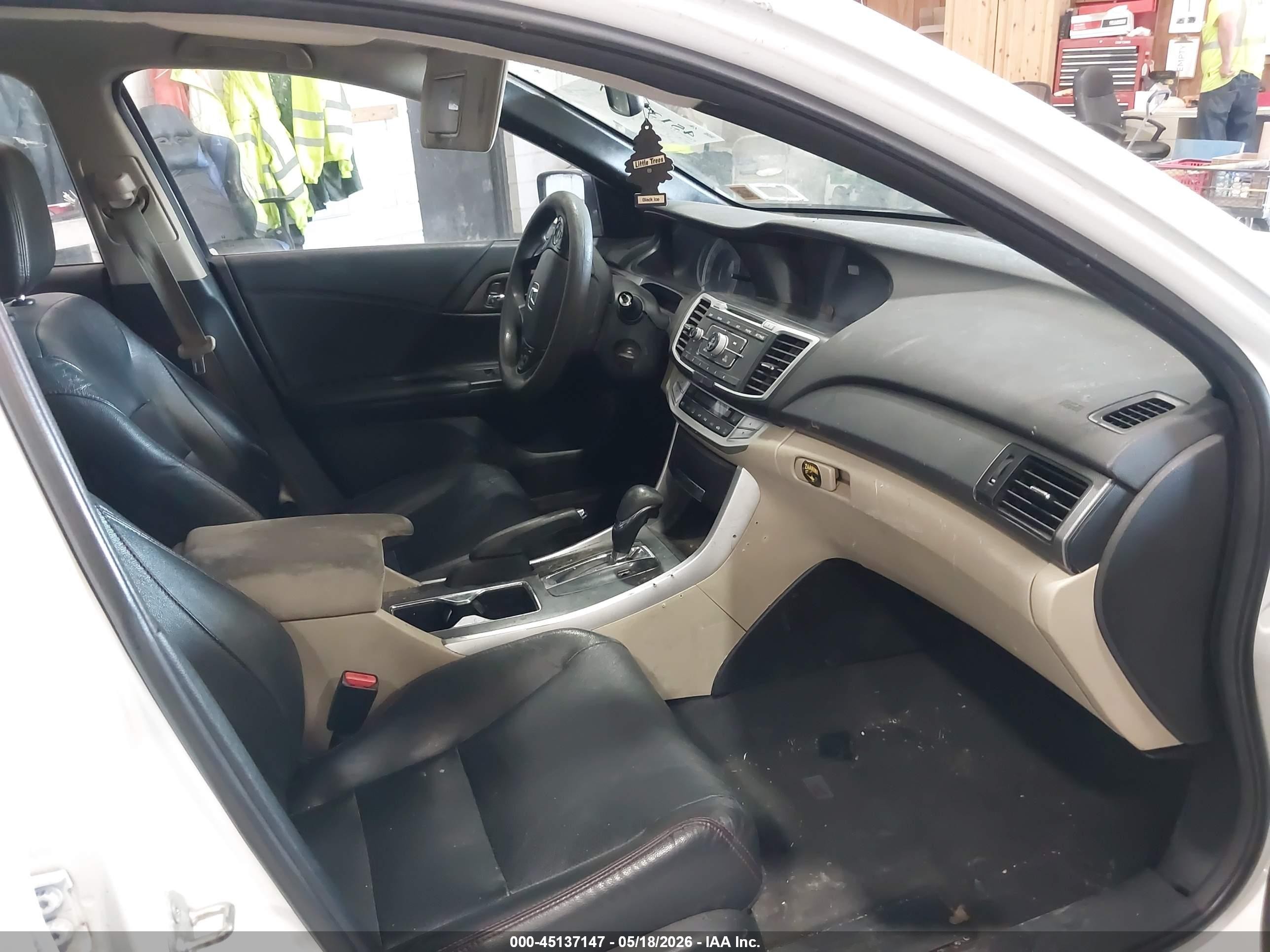 2013 Honda Accord Lx White vin: 1HGCR2F32DA088230
