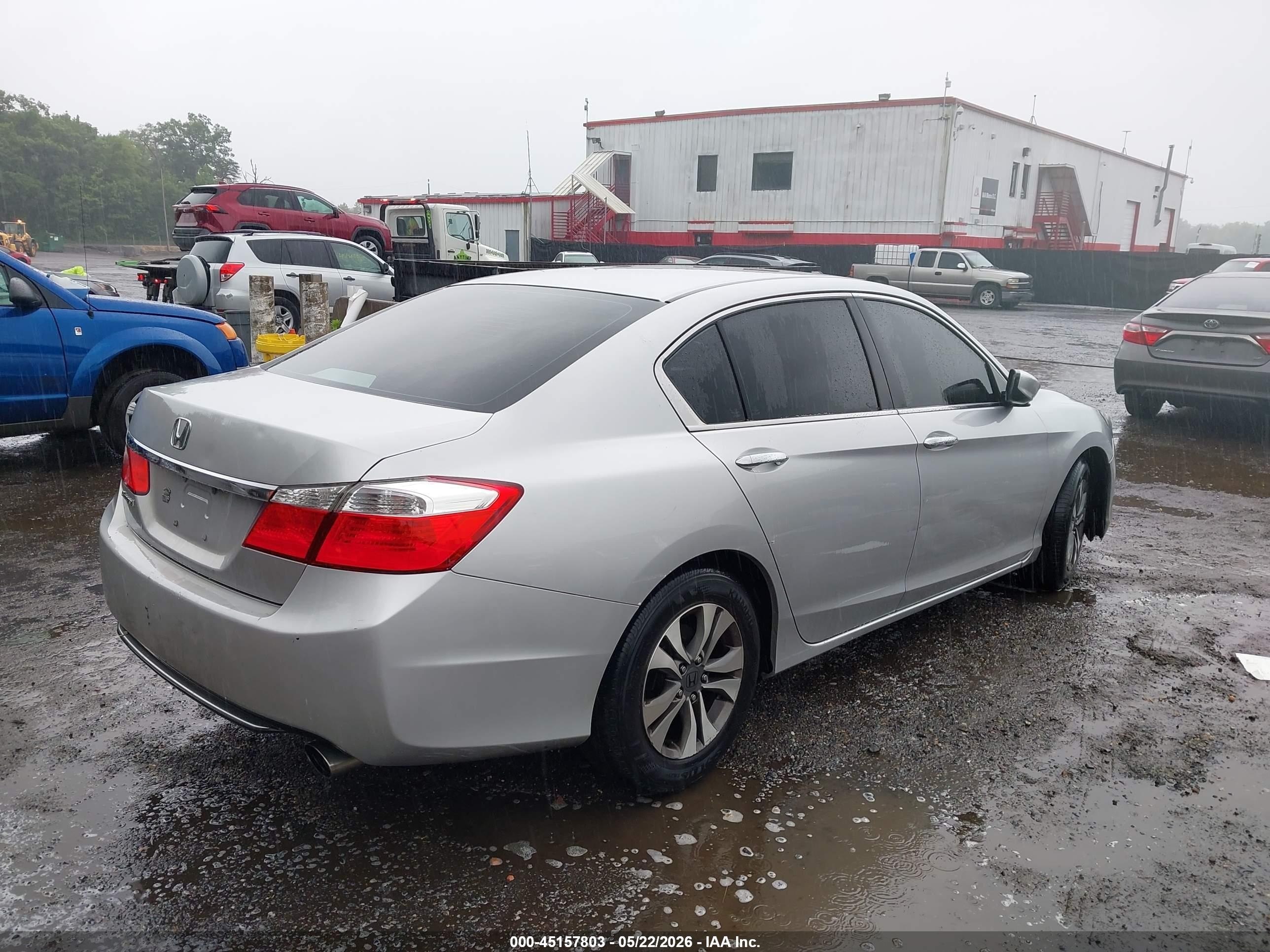 2013 Honda Accord Lx Silver vin: 1HGCR2F32DA123493