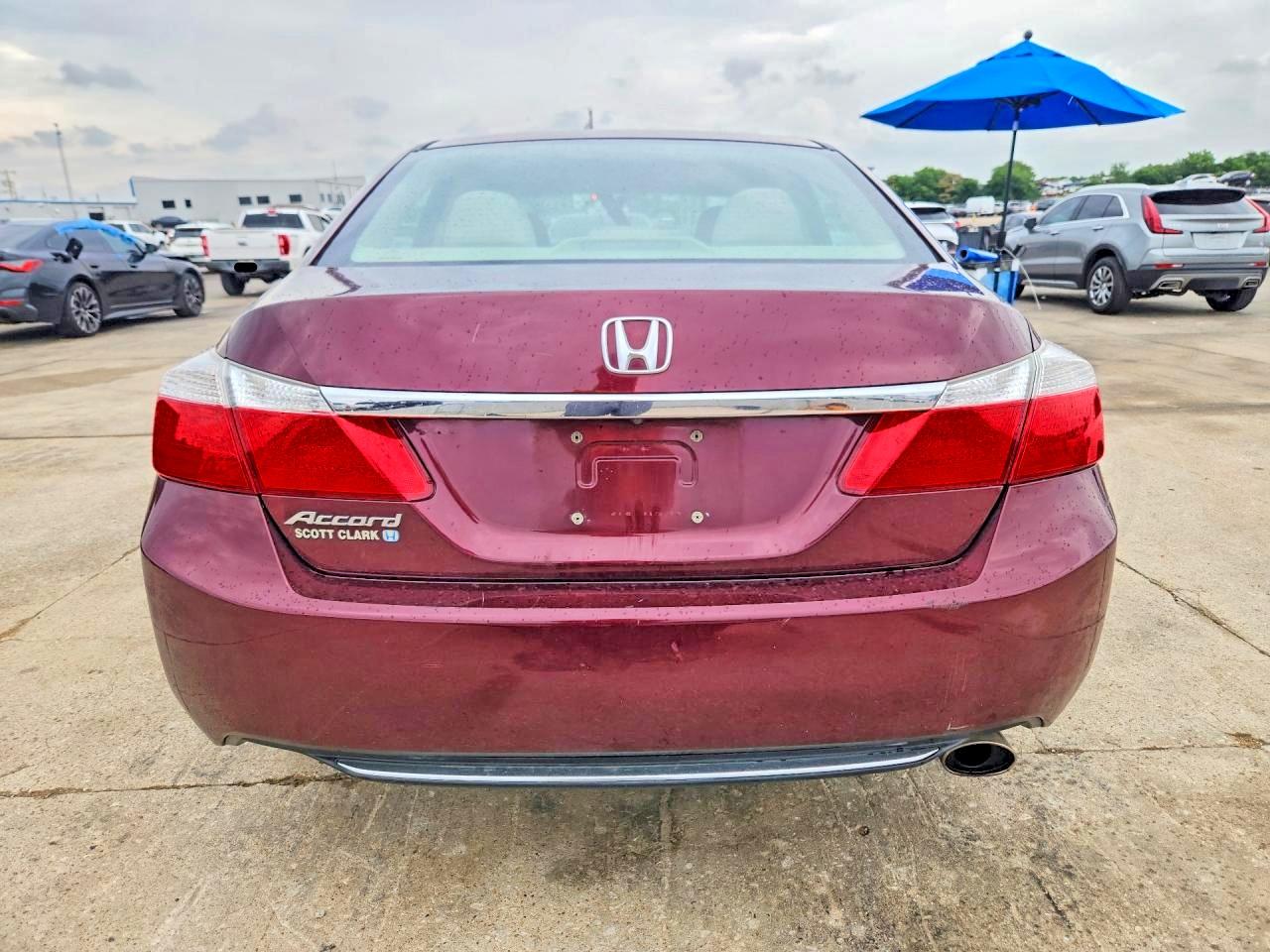 2013 Honda Accord Lx Burgundy vin: 1HGCR2F32DA126040