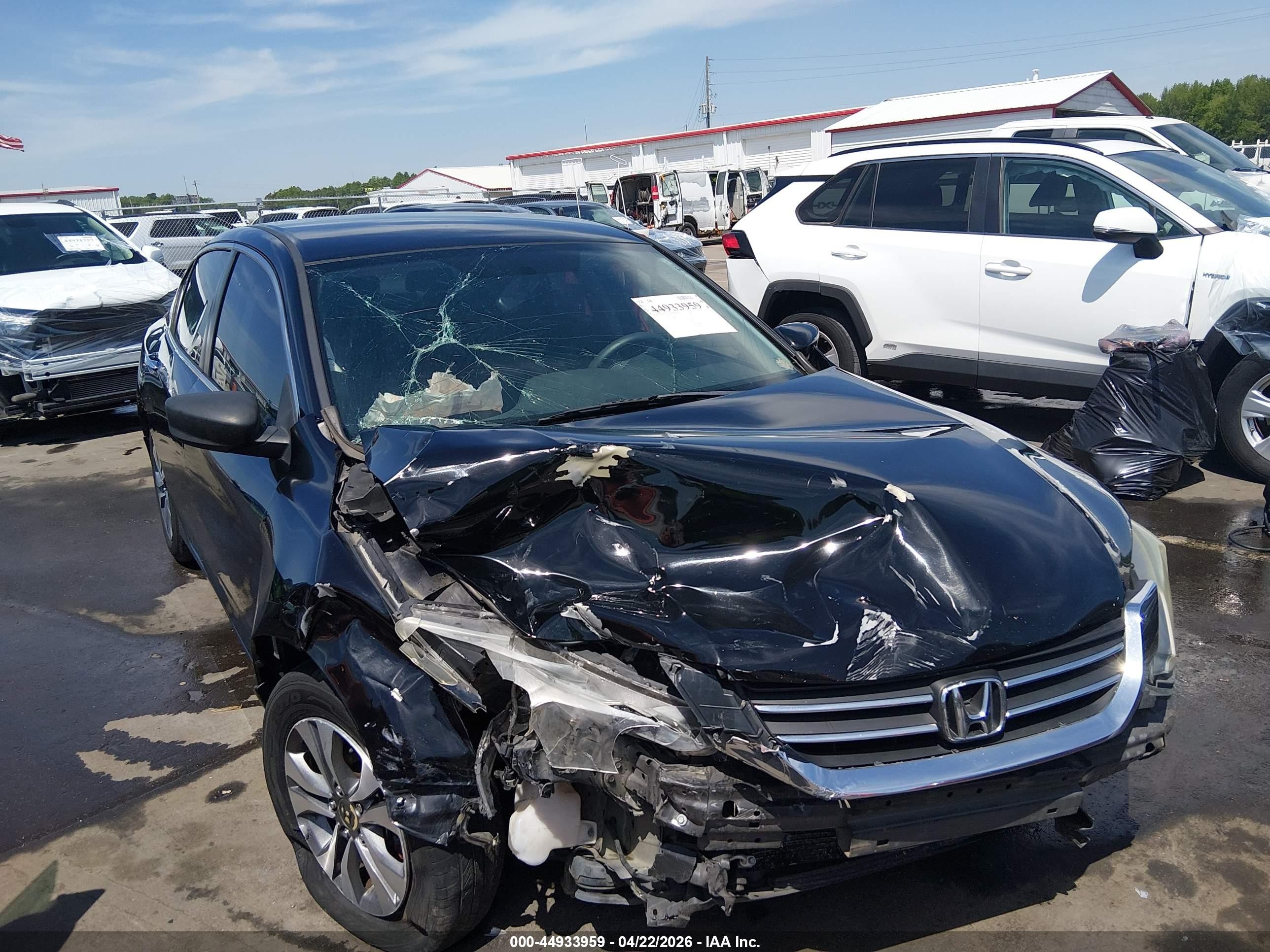2013 Honda Accord Lx Черный vin: 1HGCR2F32DA128080