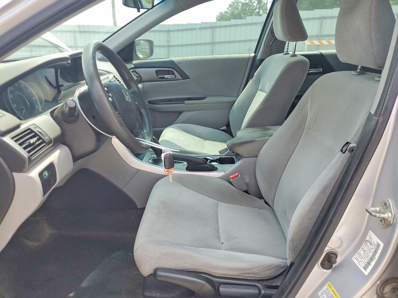 2013 Honda Accord Lx Silver vin: 1HGCR2F32DA135174