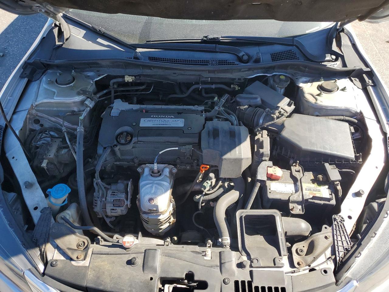 2013 Honda Accord Lx Silver vin: 1HGCR2F32DA153948