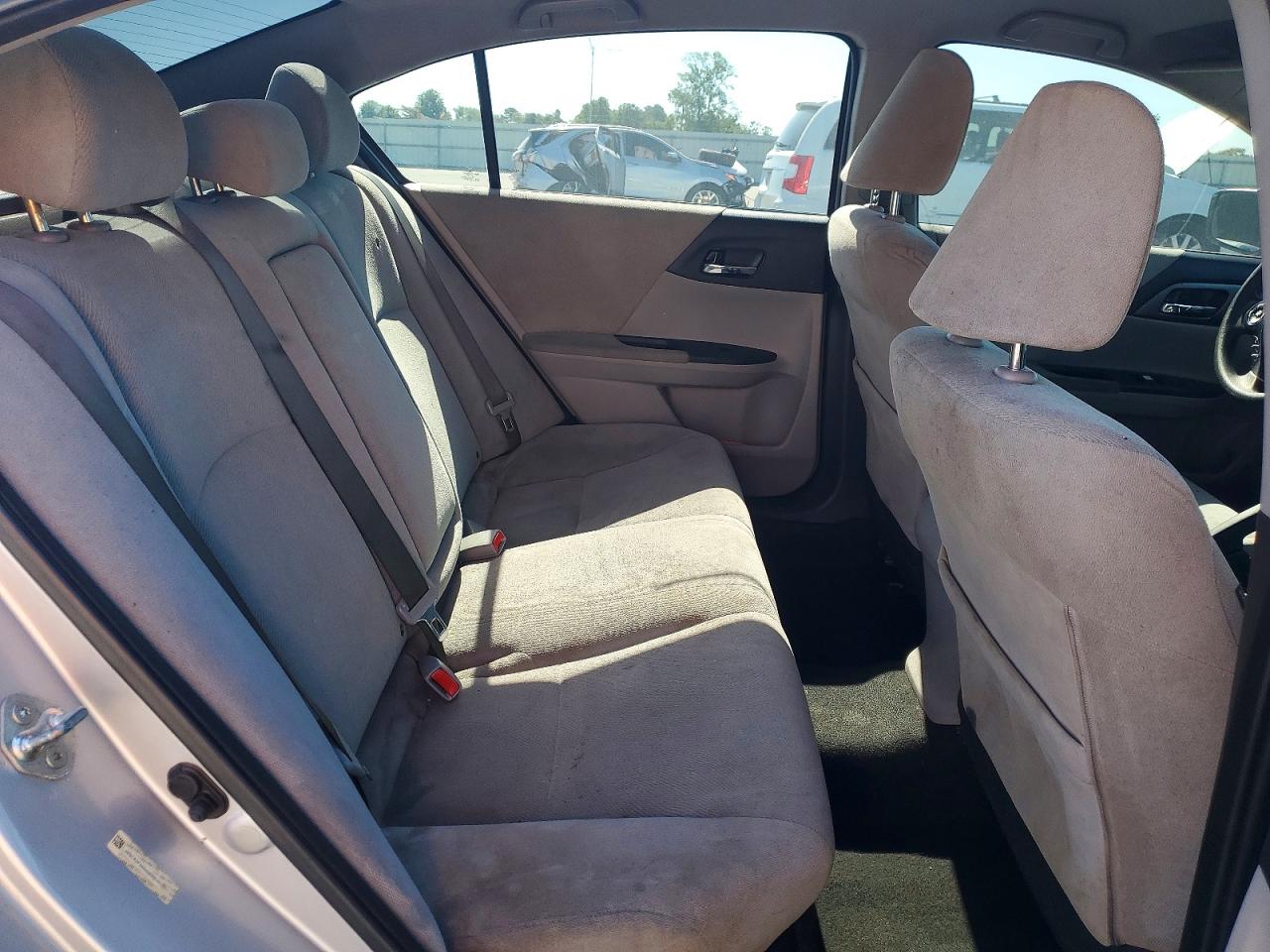 2013 Honda Accord Lx Silver vin: 1HGCR2F32DA153948
