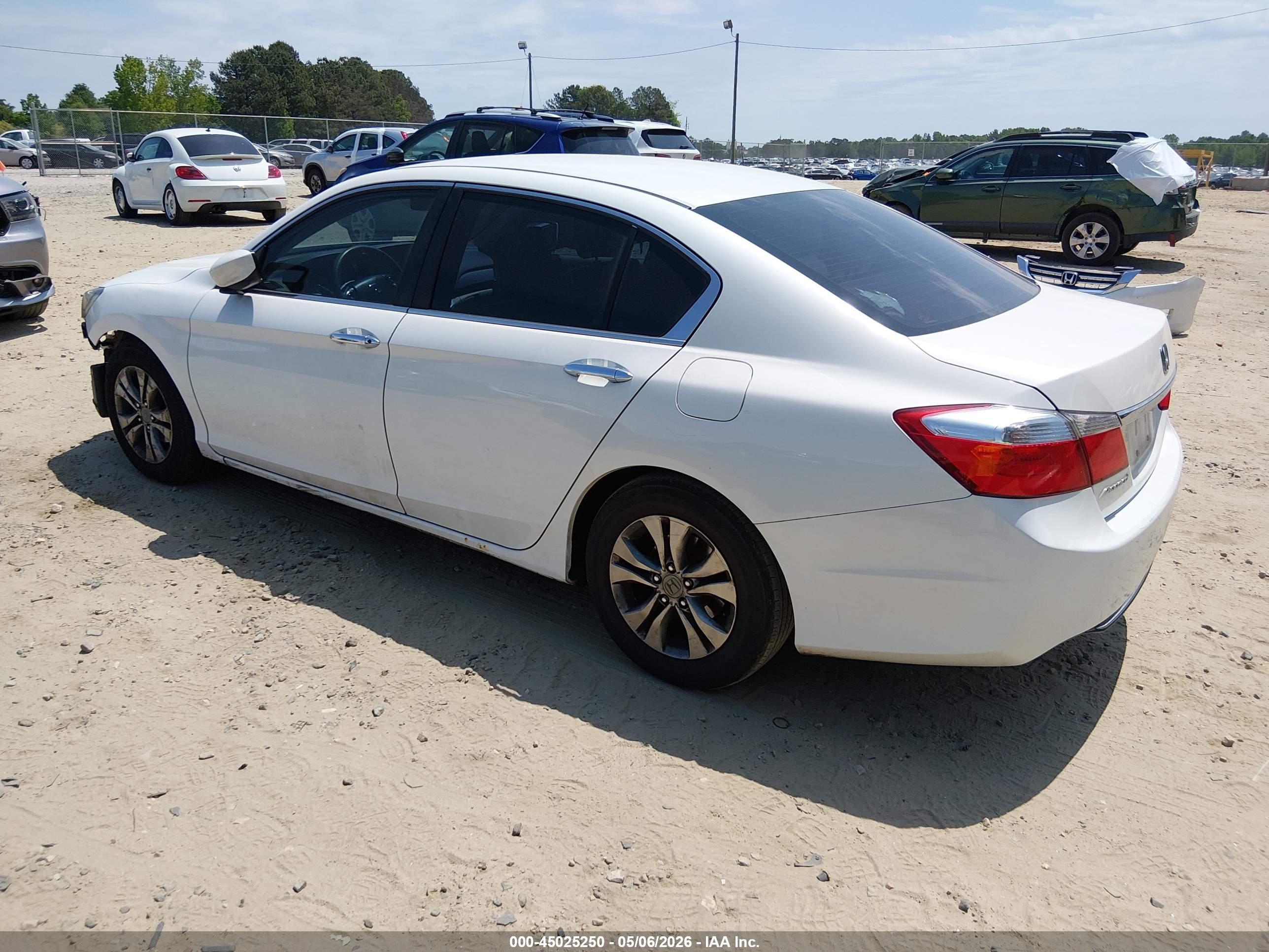 2013 Honda Accord Lx White vin: 1HGCR2F32DA155909