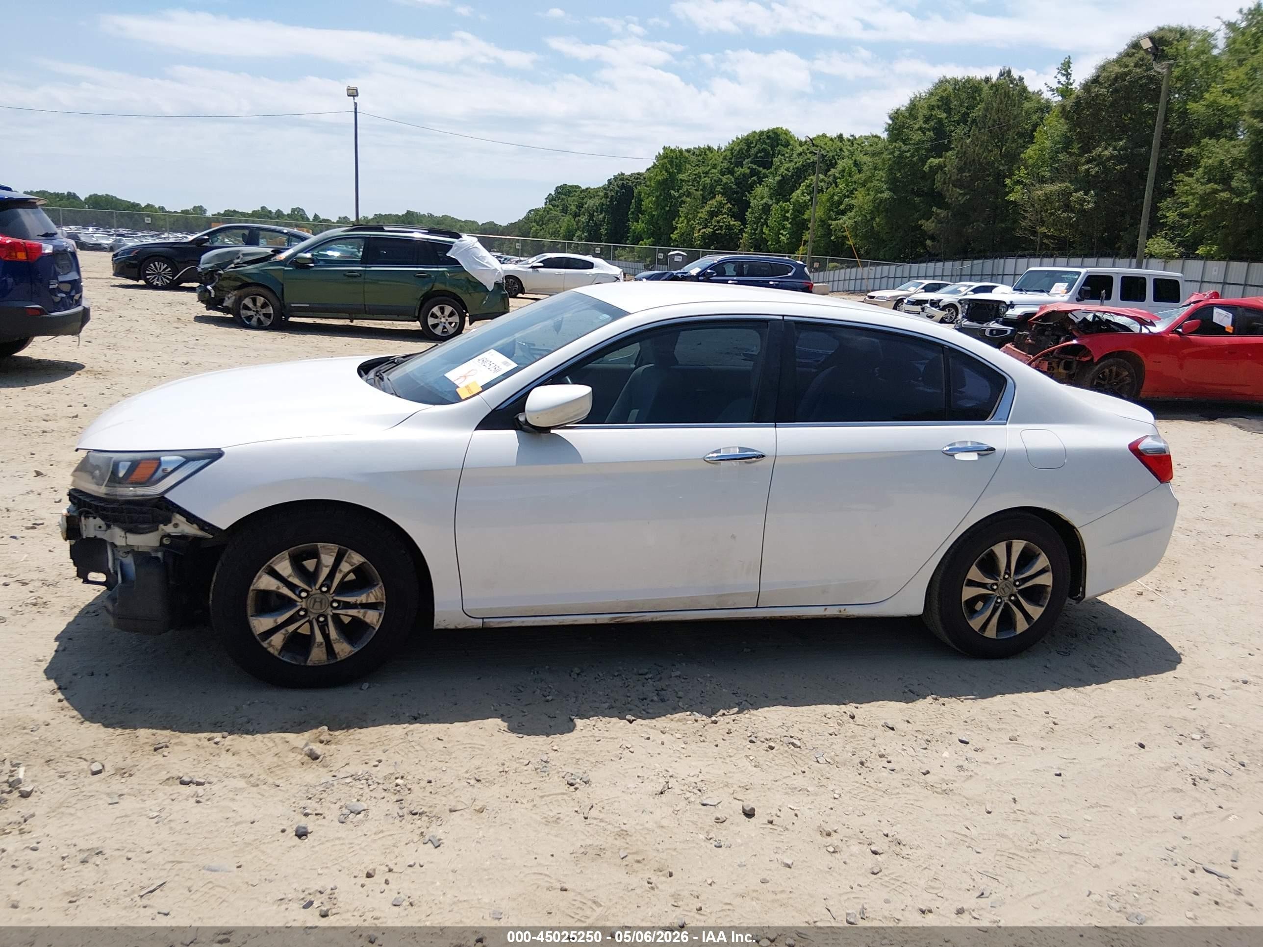 2013 Honda Accord Lx White vin: 1HGCR2F32DA155909