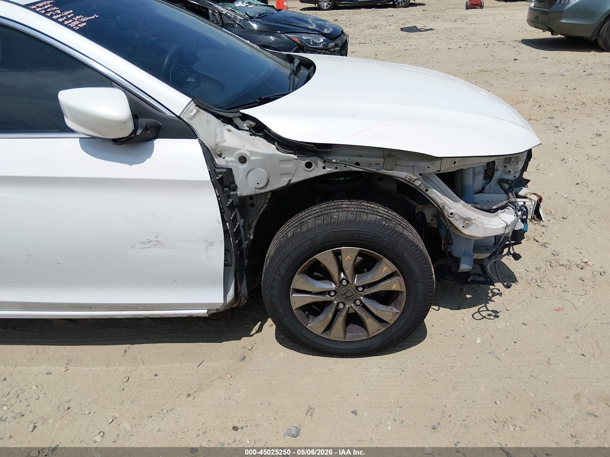 2013 Honda Accord Lx White vin: 1HGCR2F32DA155909