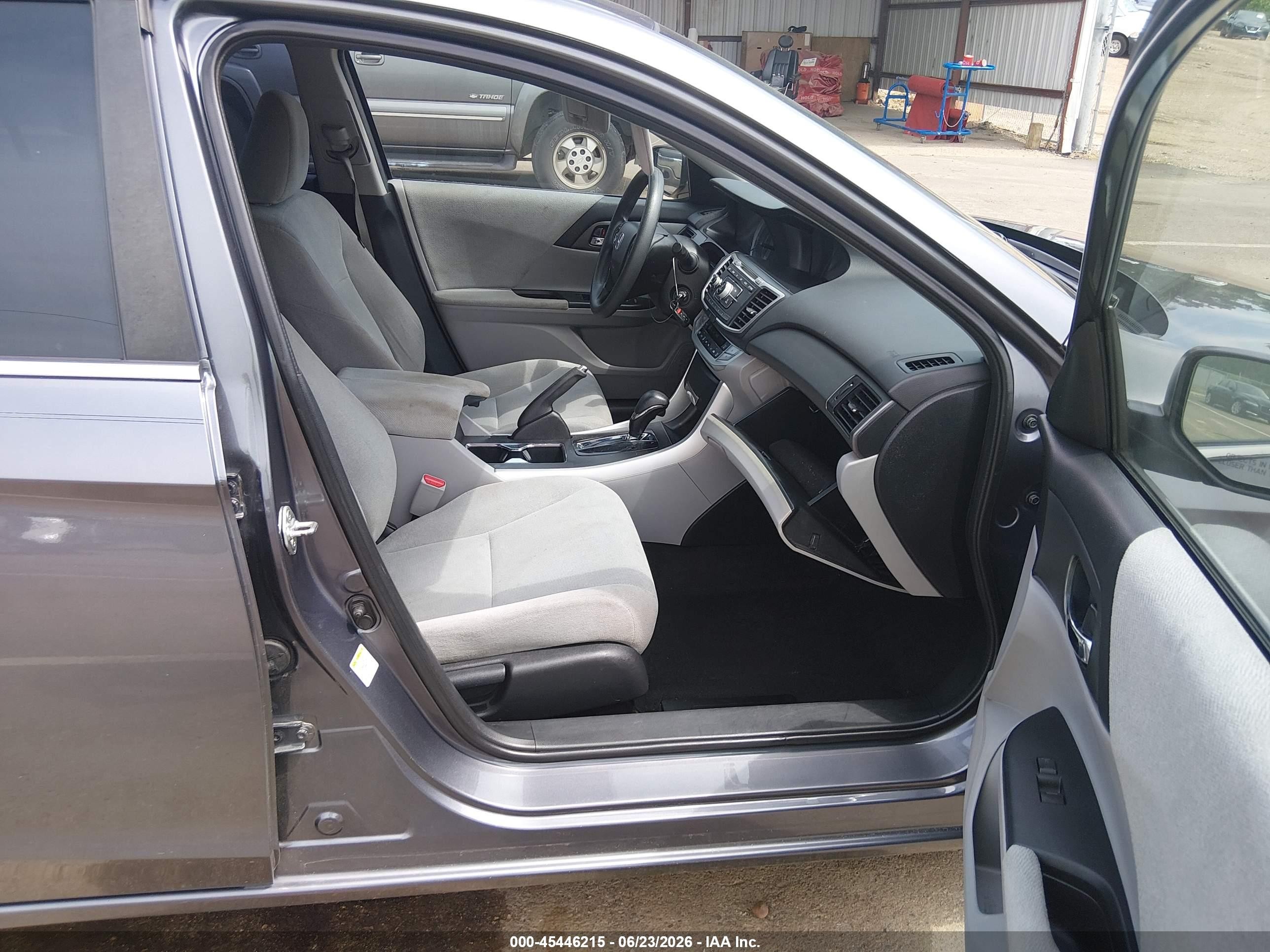2013 Honda Accord Lx Gray vin: 1HGCR2F32DA157675