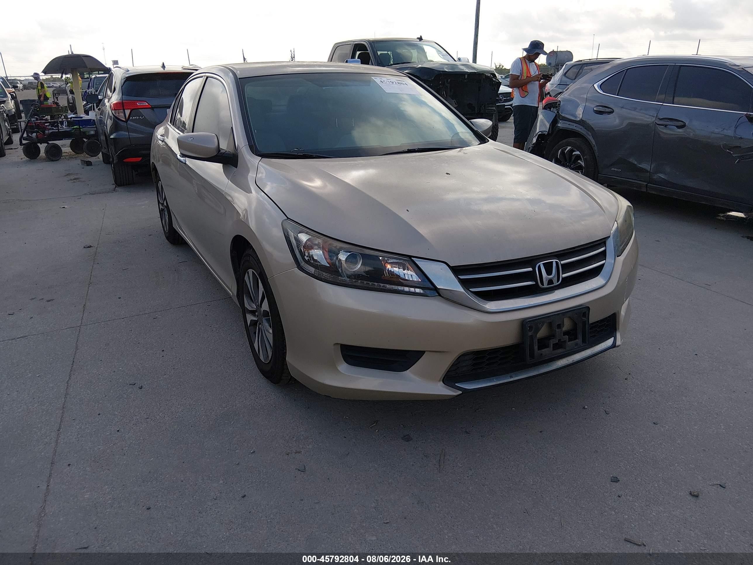 2013 Honda Accord Lx Beige vin: 1HGCR2F32DA171592