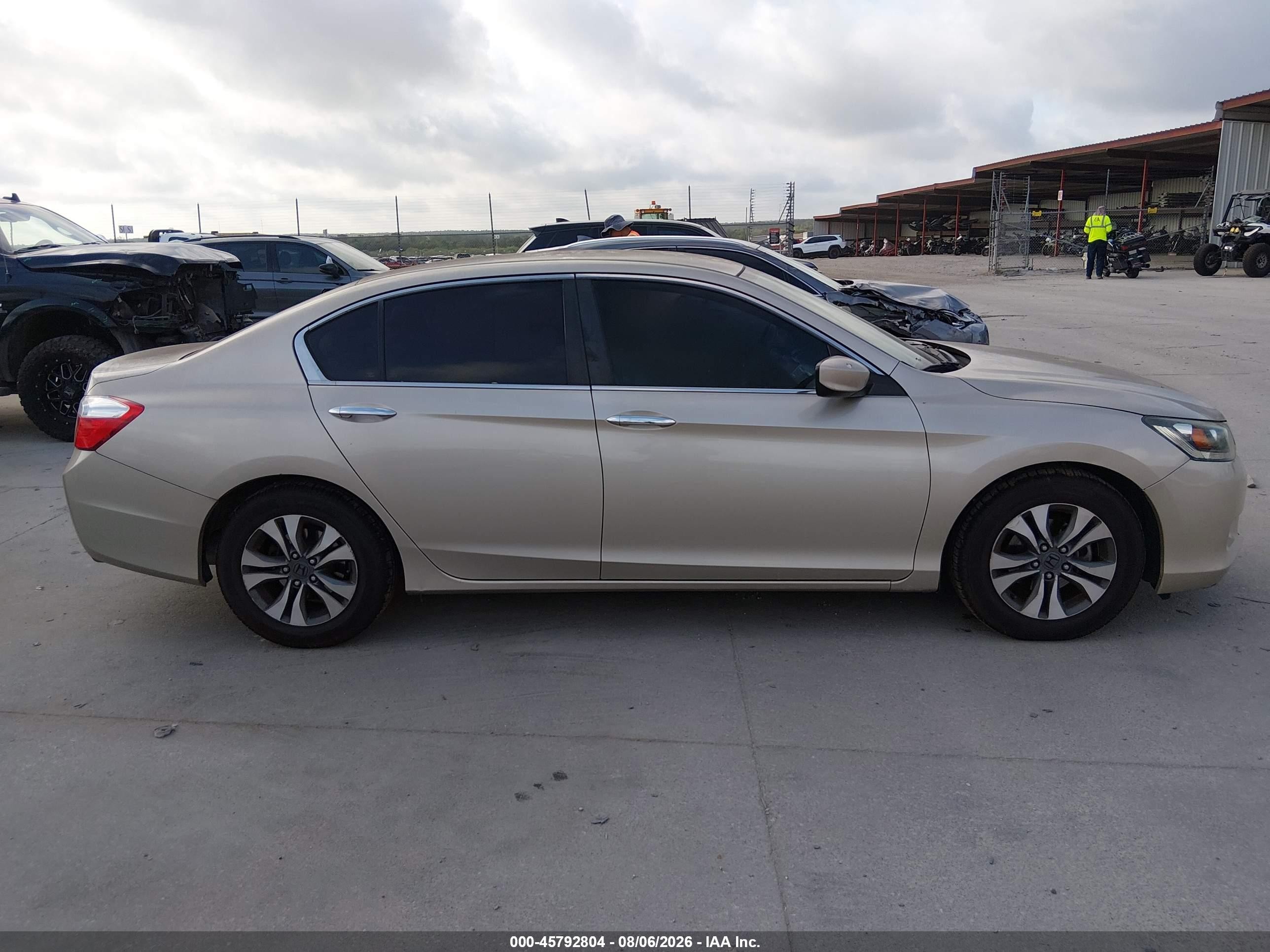 2013 Honda Accord Lx Бежевый vin: 1HGCR2F32DA171592