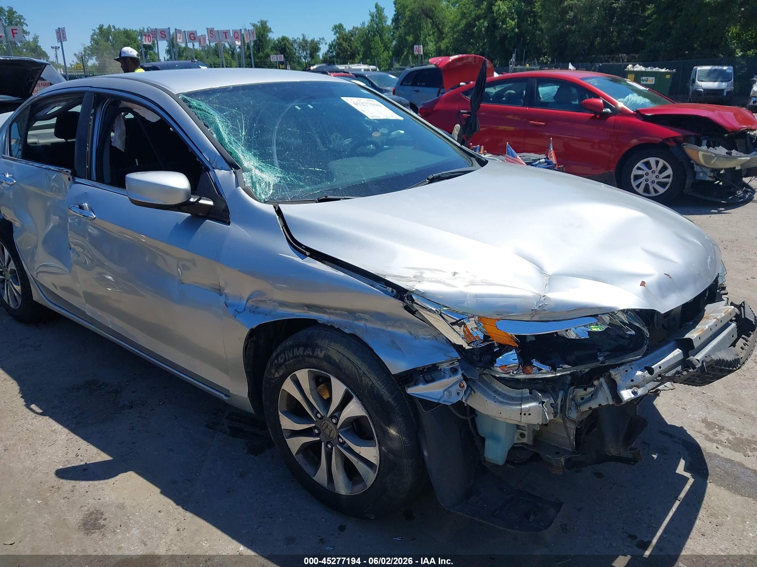 2013 Honda Accord Lx Silver vin: 1HGCR2F32DA184701