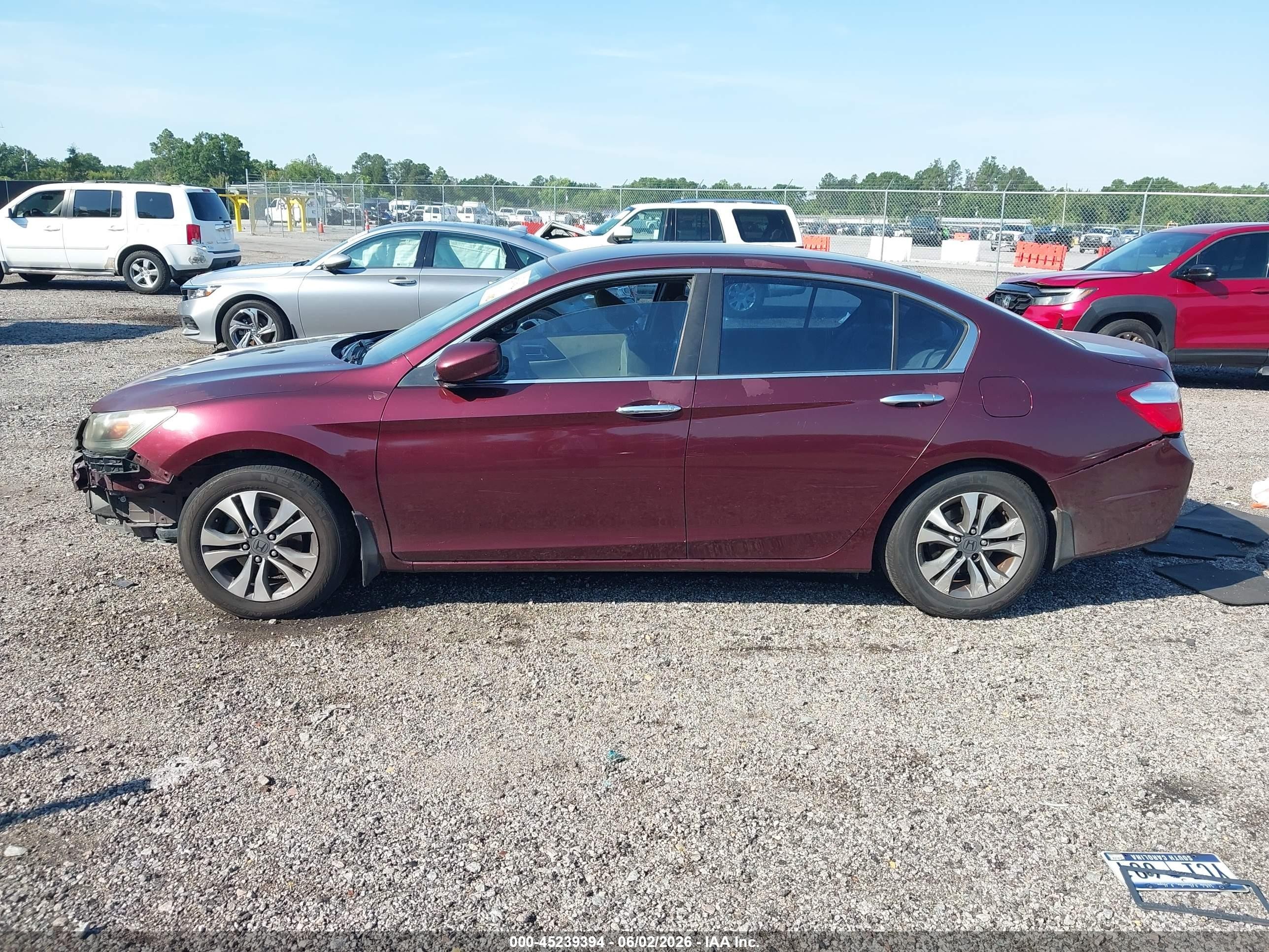 2013 Honda Accord Lx Red vin: 1HGCR2F32DA190434