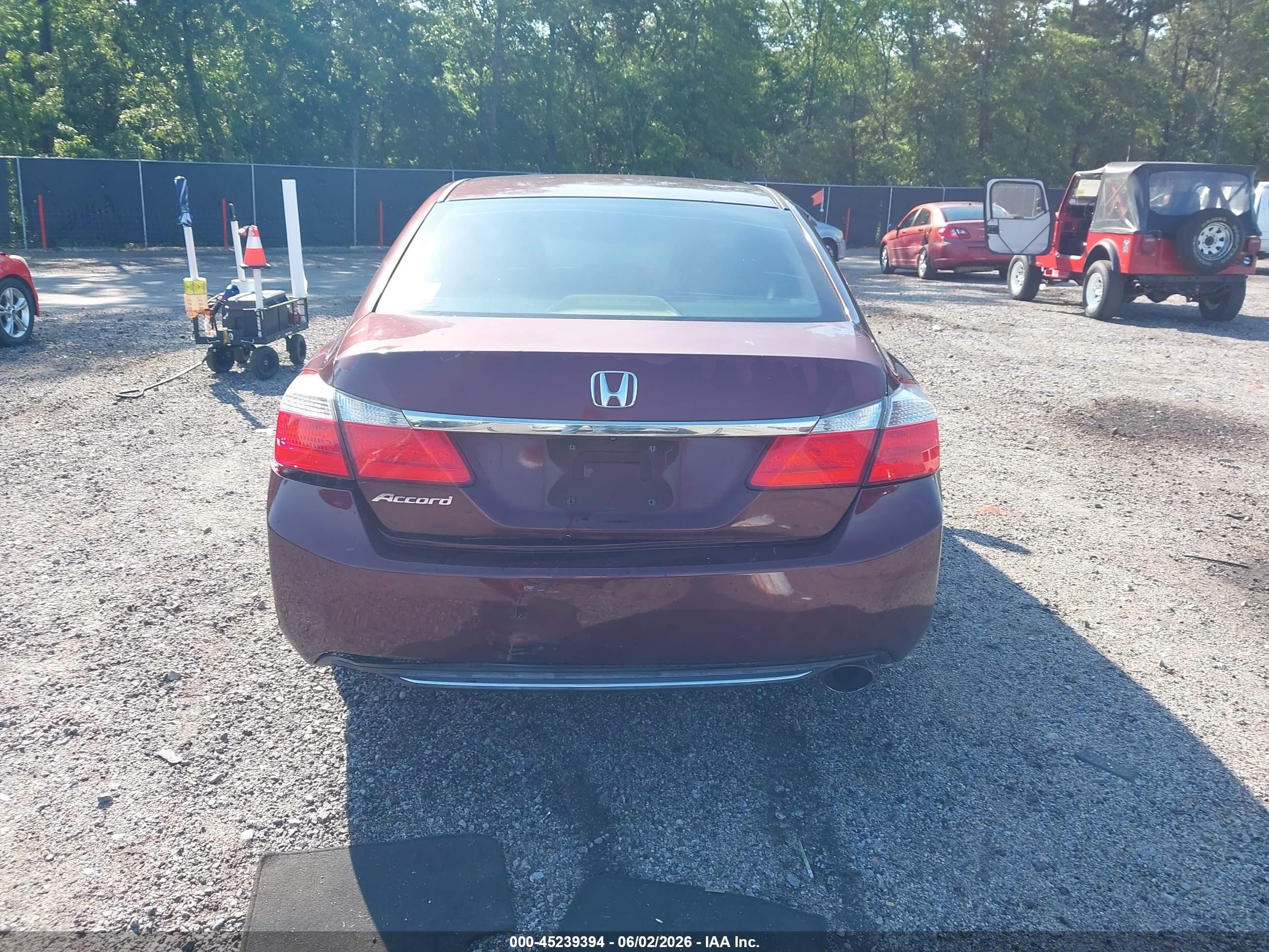 2013 Honda Accord Lx Red vin: 1HGCR2F32DA190434