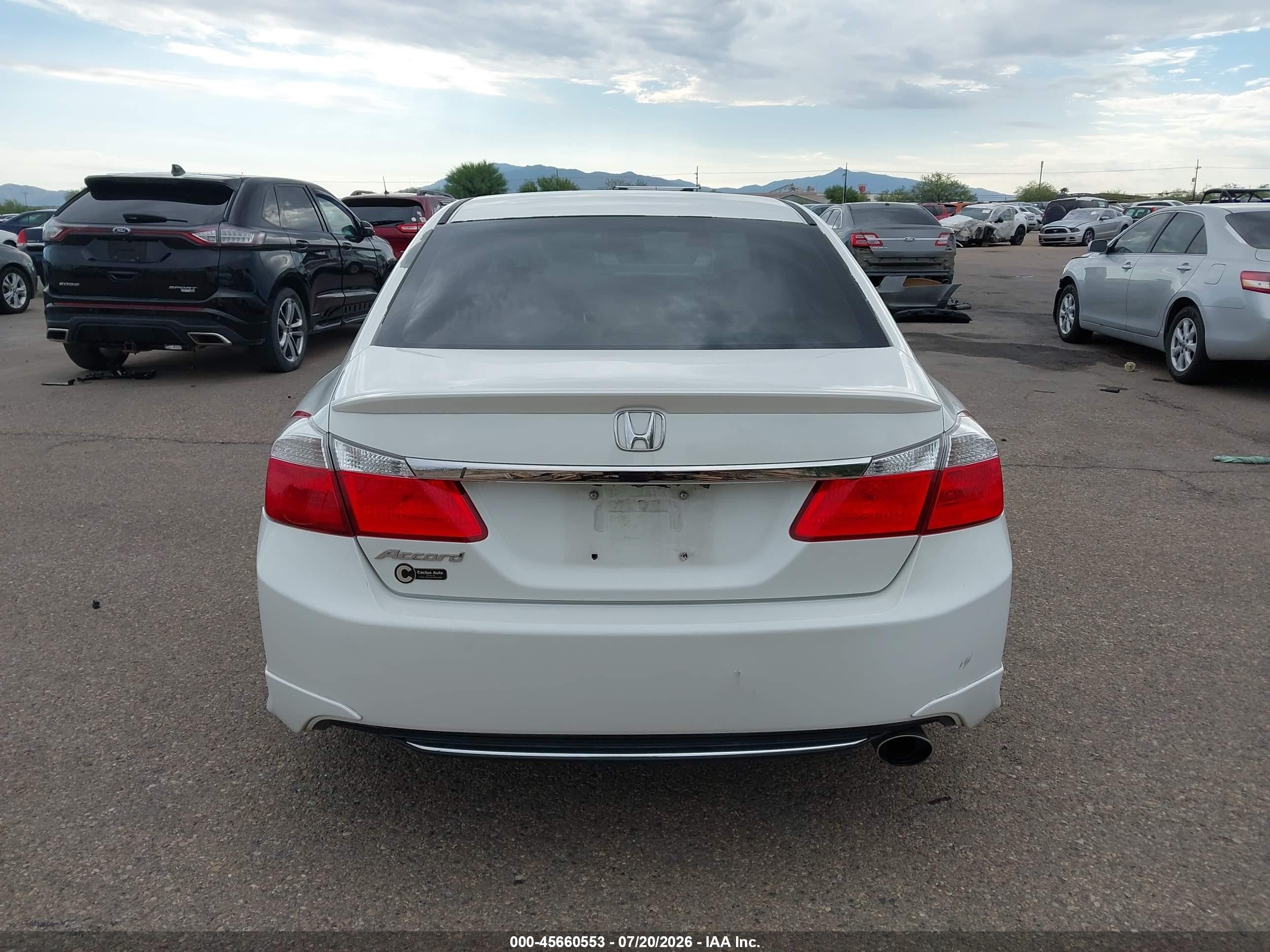 2013 Honda Accord Lx White vin: 1HGCR2F32DA191194