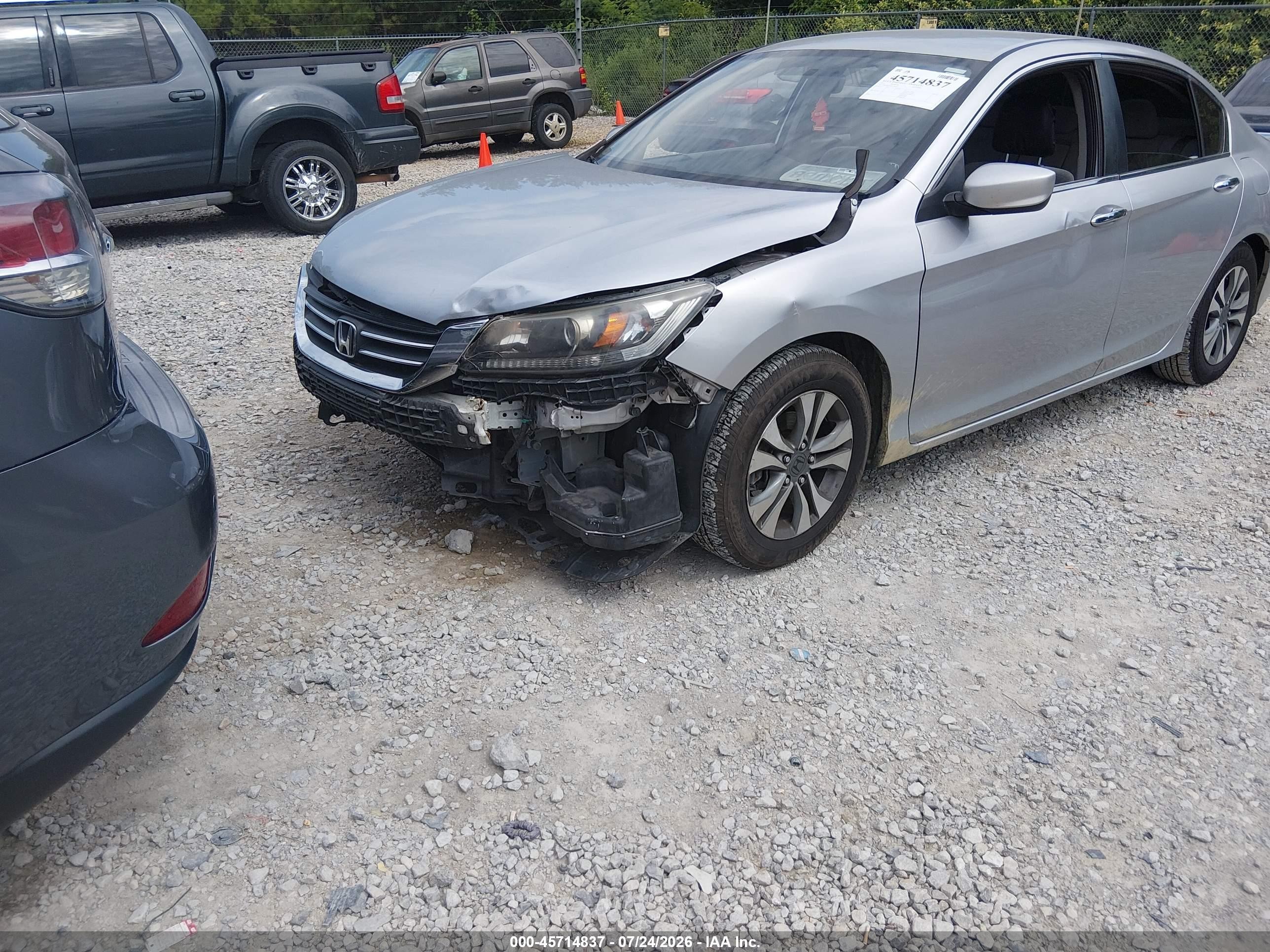 2013 Honda Accord Lx Silver vin: 1HGCR2F32DA198257