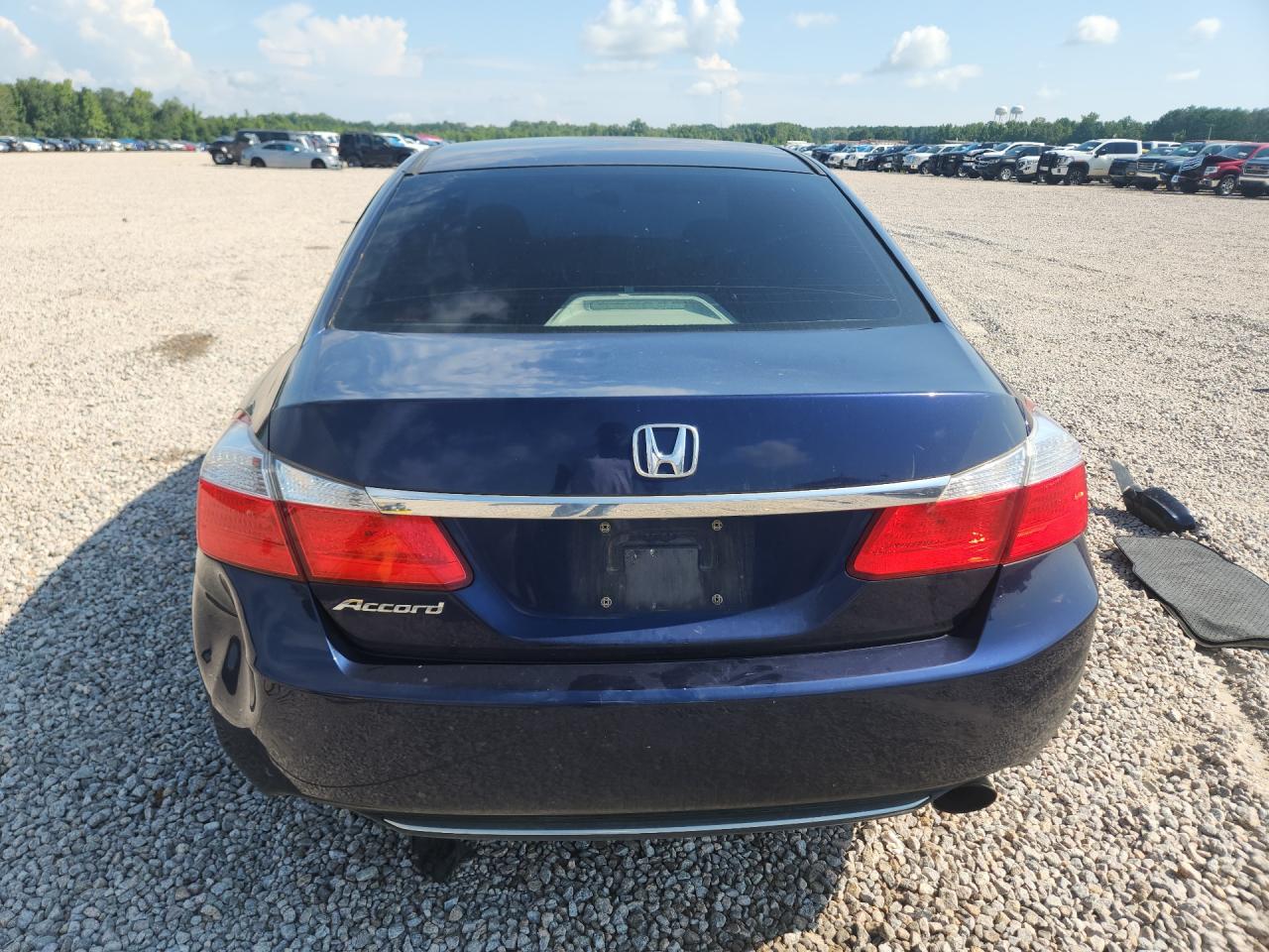 2013 Honda Accord Lx Blue vin: 1HGCR2F32DA205840