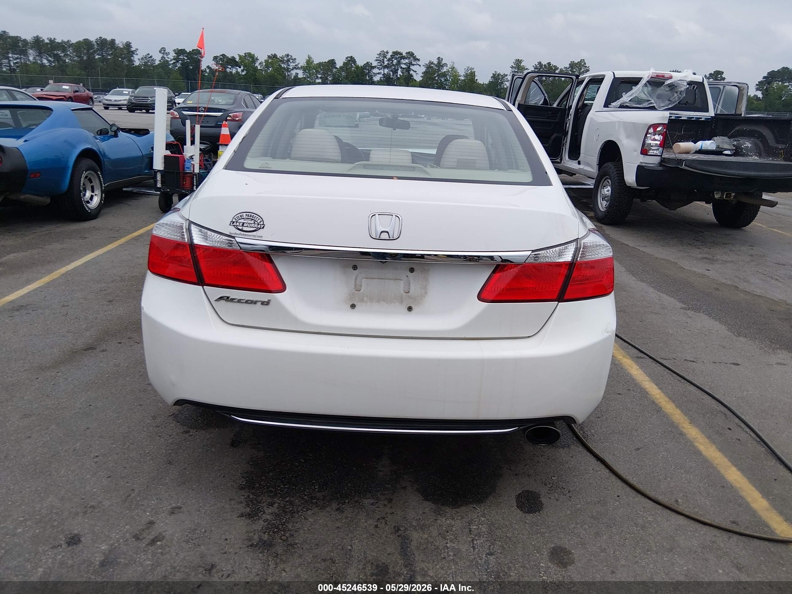 2013 Honda Accord Lx White vin: 1HGCR2F32DA230611