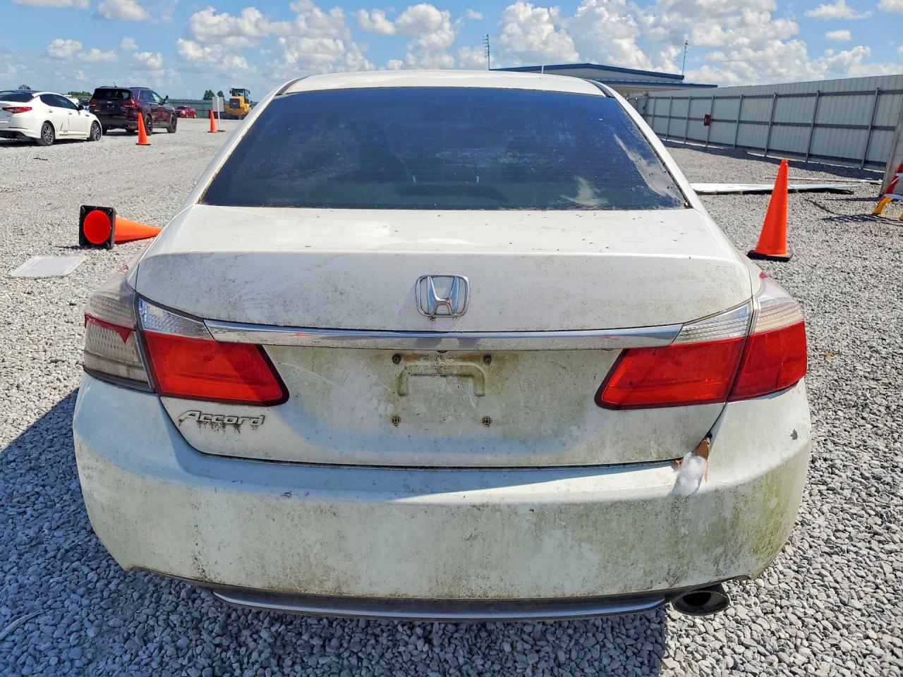 2013 Honda Accord Lx White vin: 1HGCR2F32DA232021