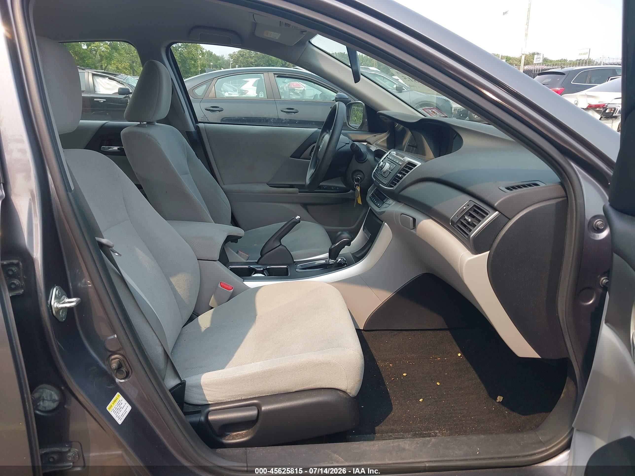 2013 Honda Accord Lx Gray vin: 1HGCR2F32DA268792