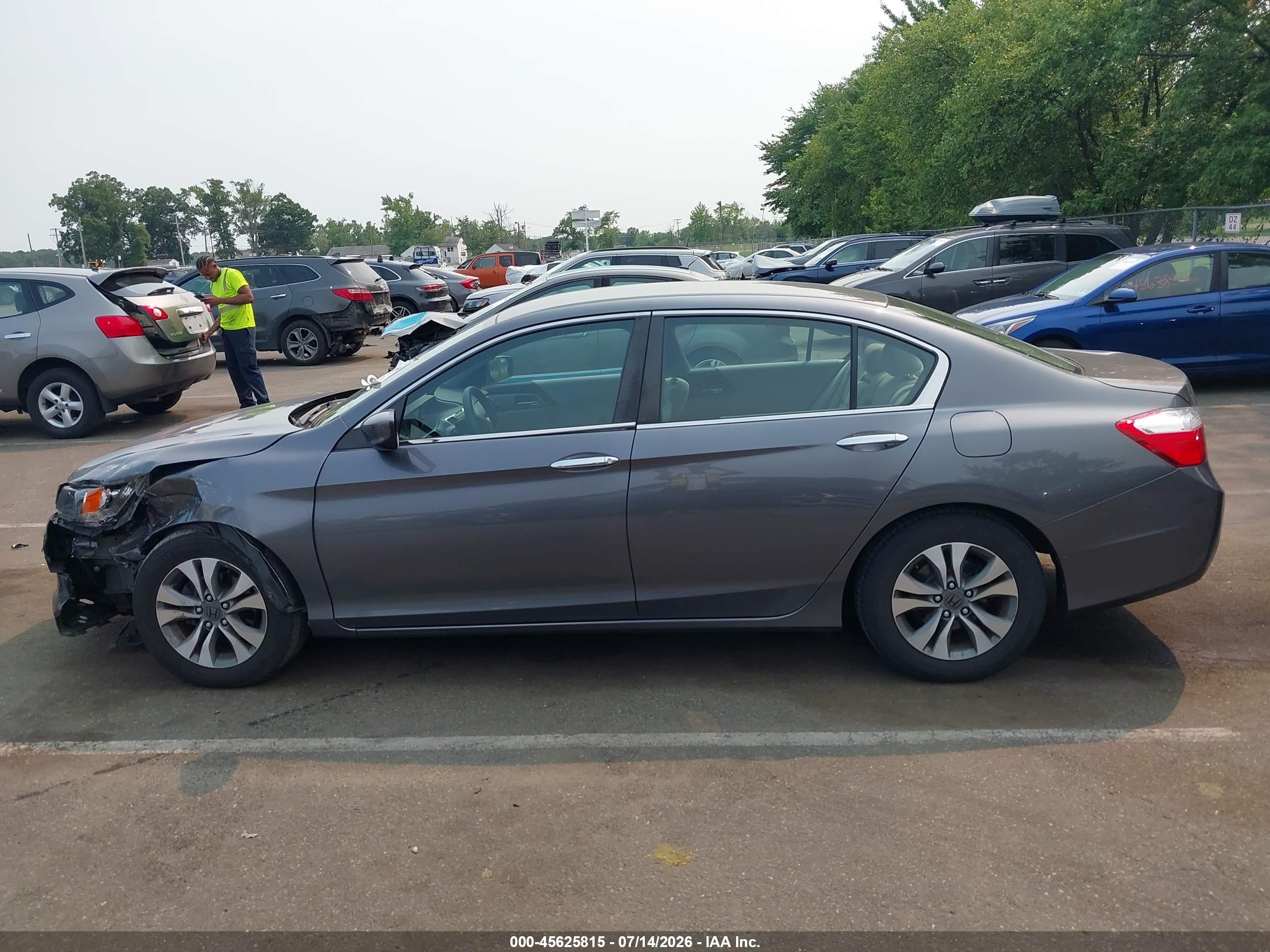 2013 Honda Accord Lx Gray vin: 1HGCR2F32DA268792