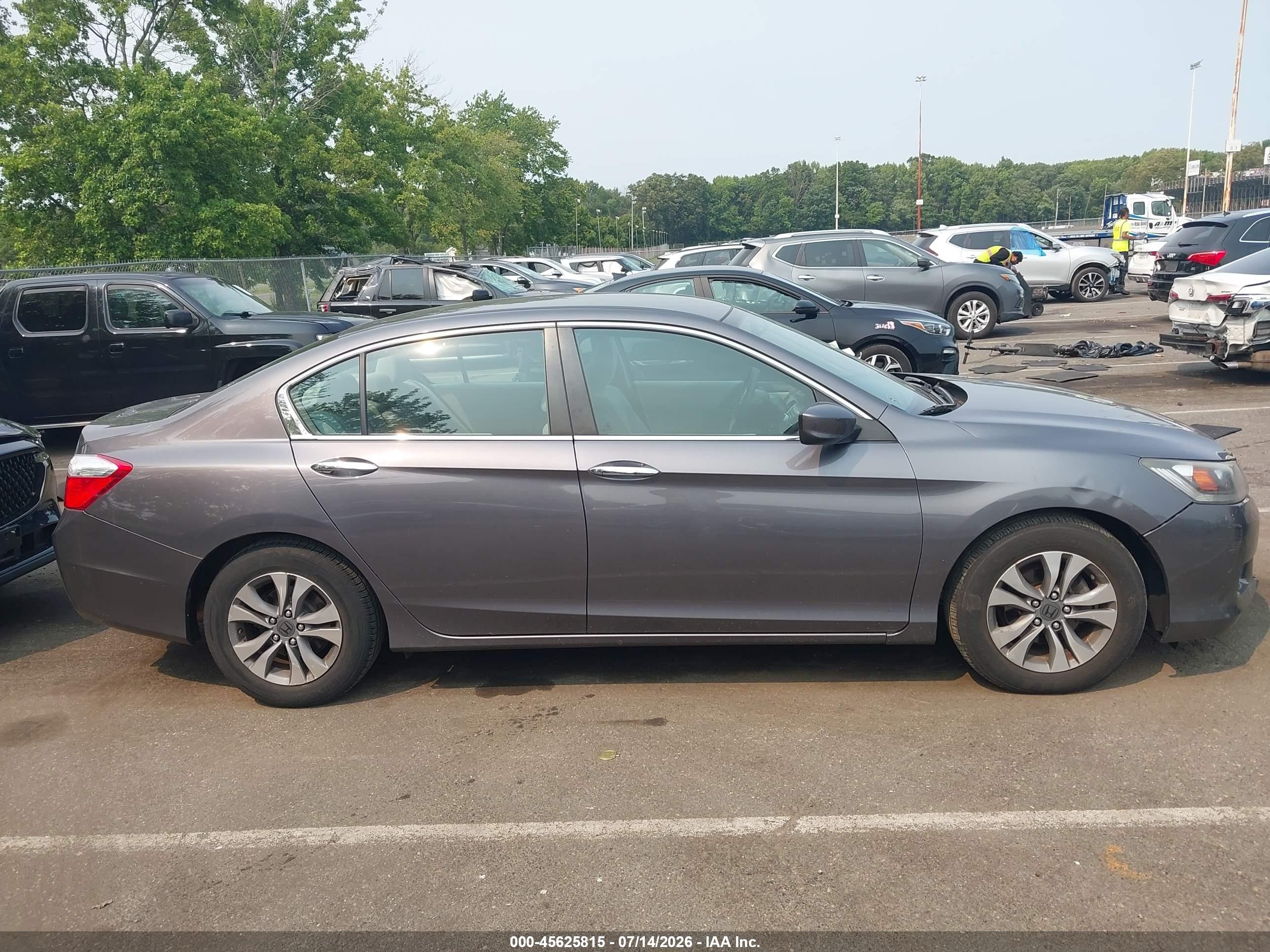 2013 Honda Accord Lx Gray vin: 1HGCR2F32DA268792