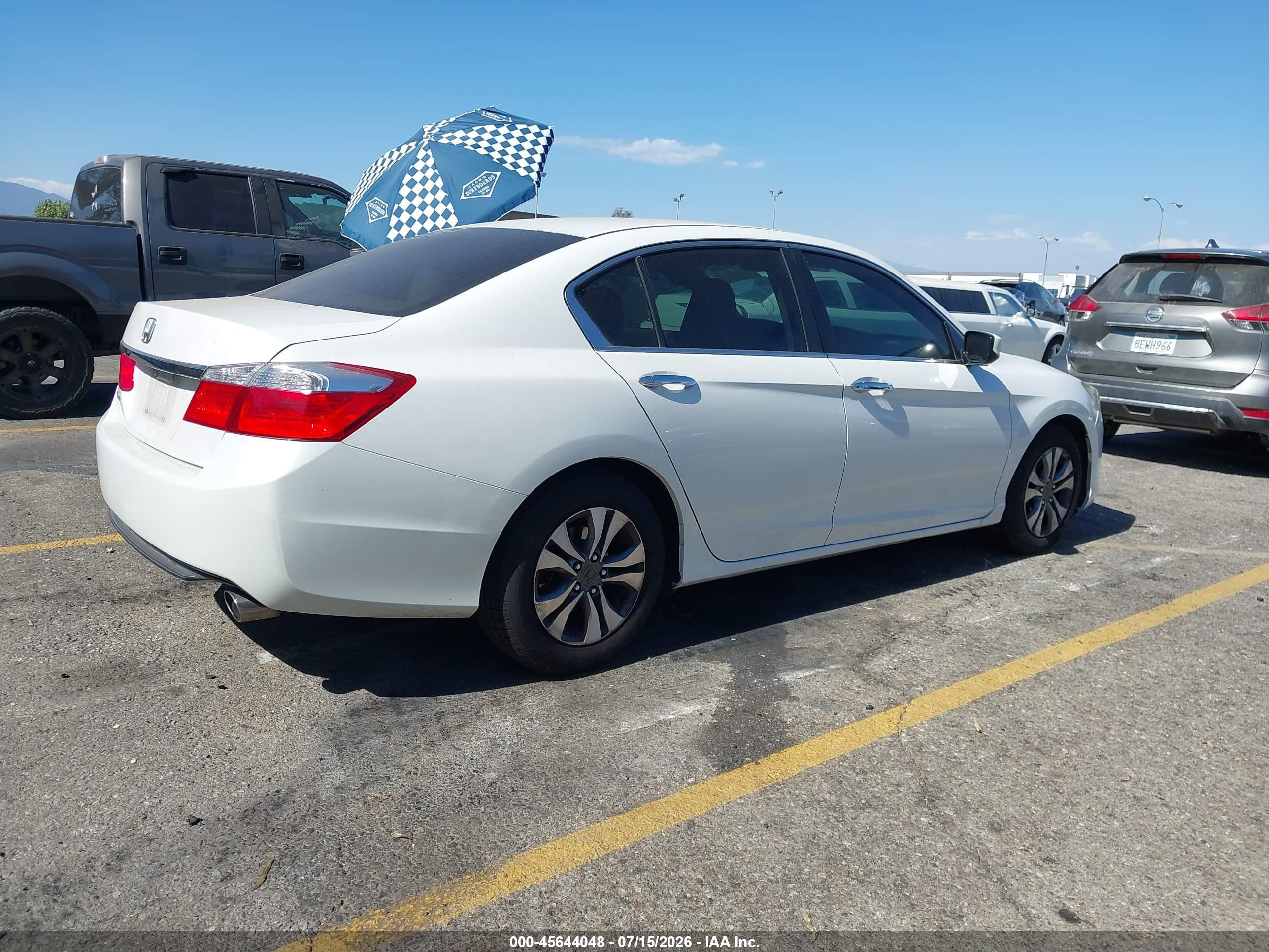 2014 Honda Accord Lx White vin: 1HGCR2F32EA063703