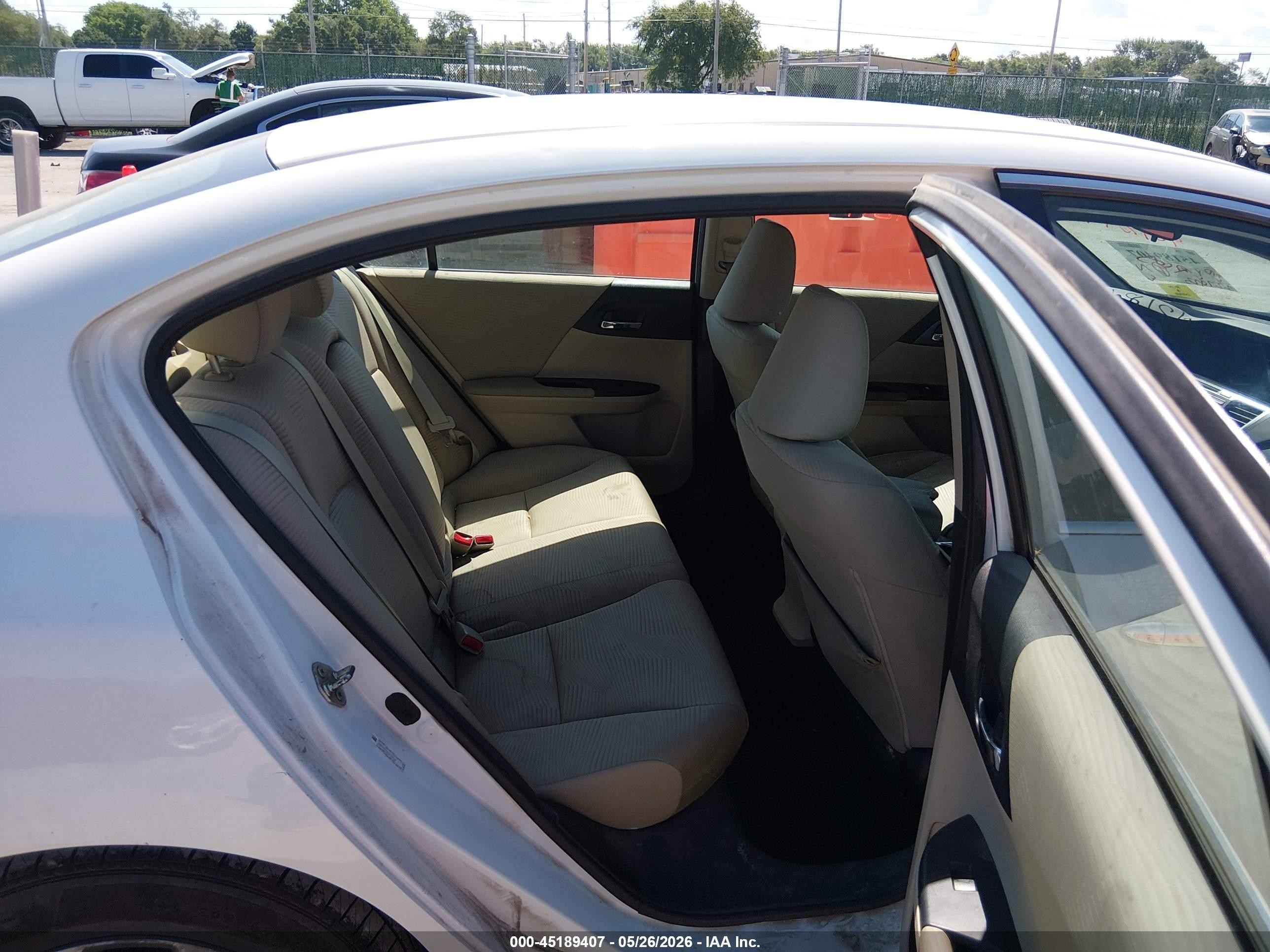 2014 Honda Accord Lx White vin: 1HGCR2F32EA136228
