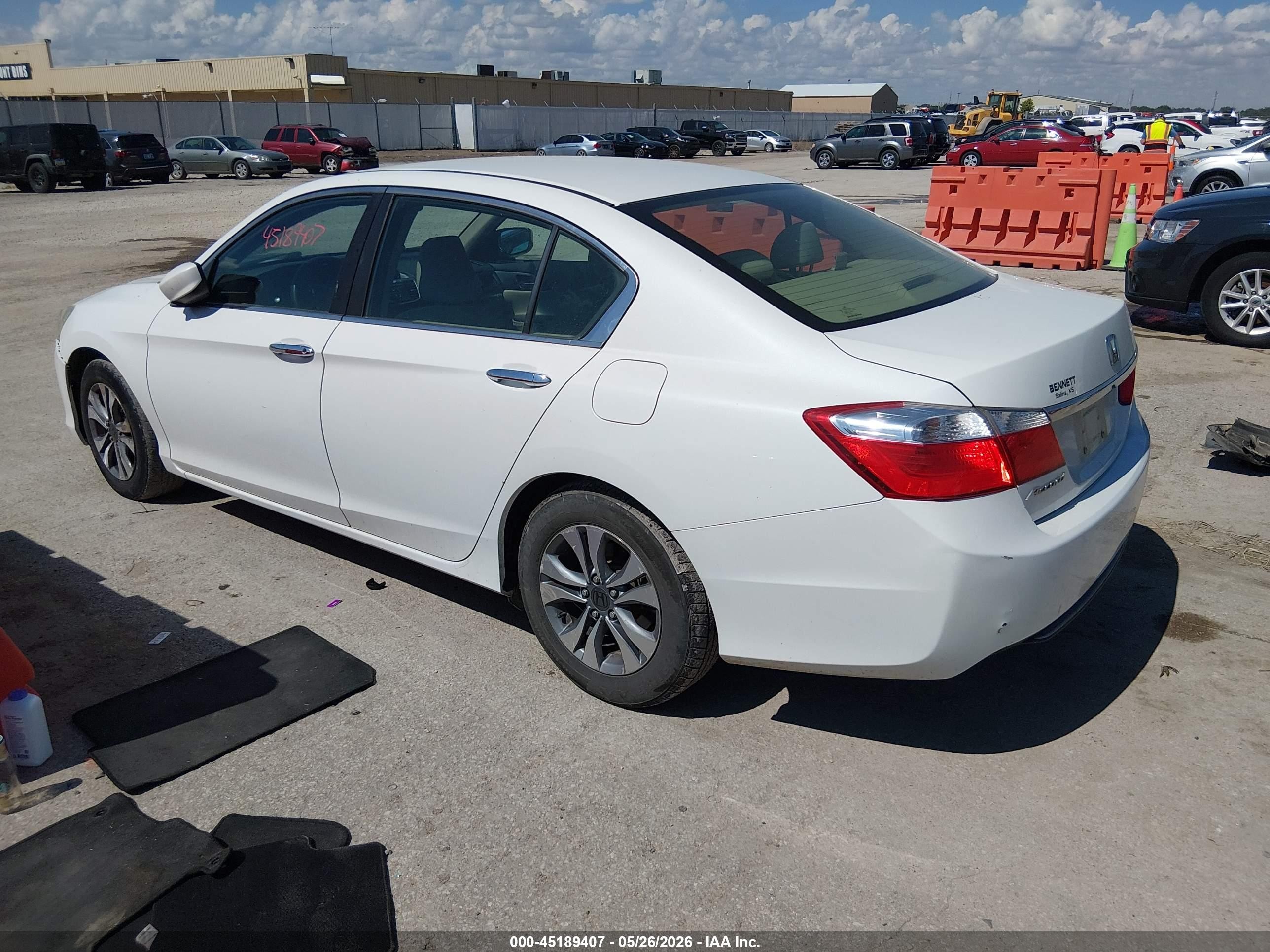 2014 Honda Accord Lx White vin: 1HGCR2F32EA136228