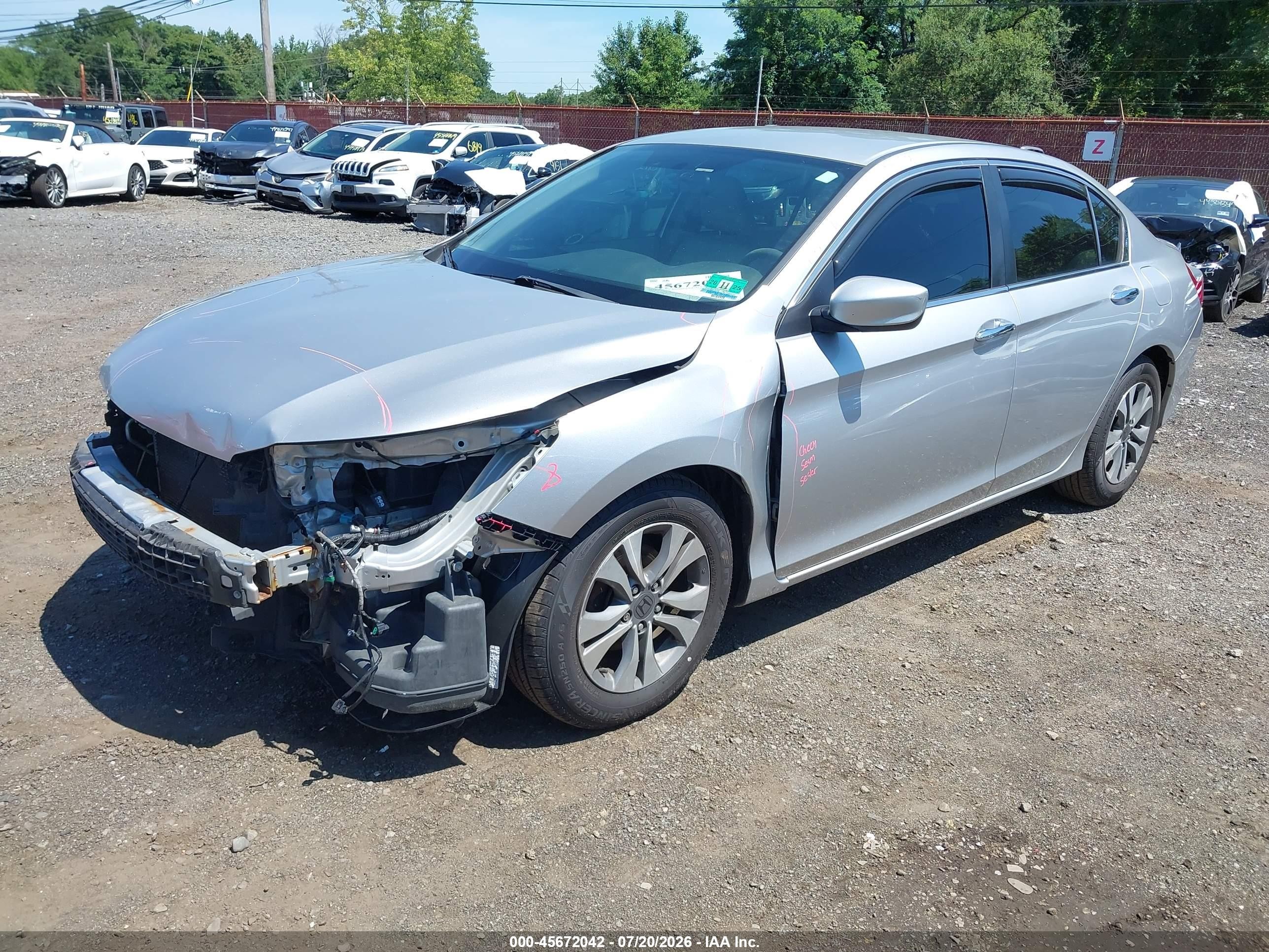 2015 Honda Accord Lx Серебряный vin: 1HGCR2F32FA033201