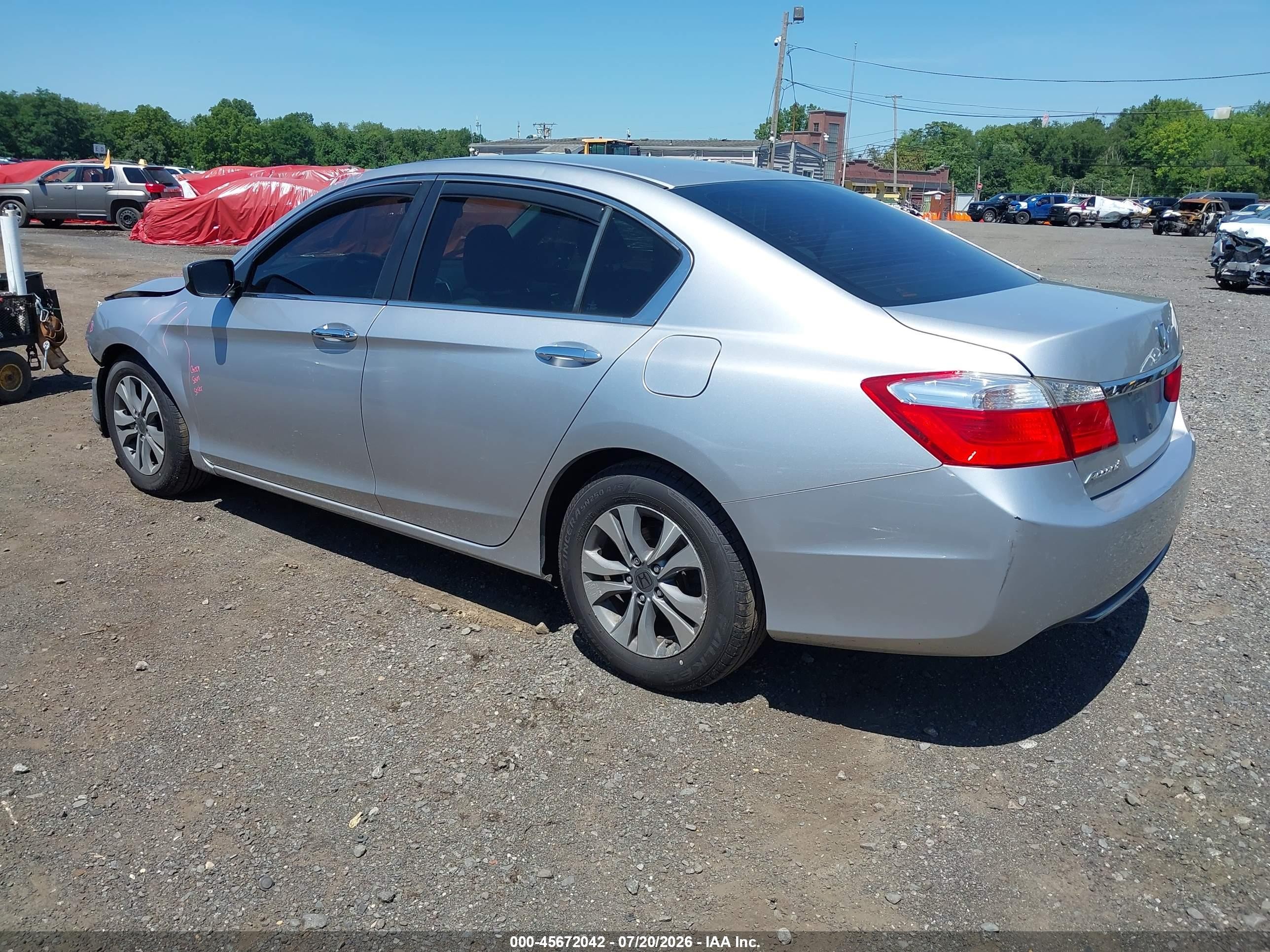 2015 Honda Accord Lx Серебряный vin: 1HGCR2F32FA033201