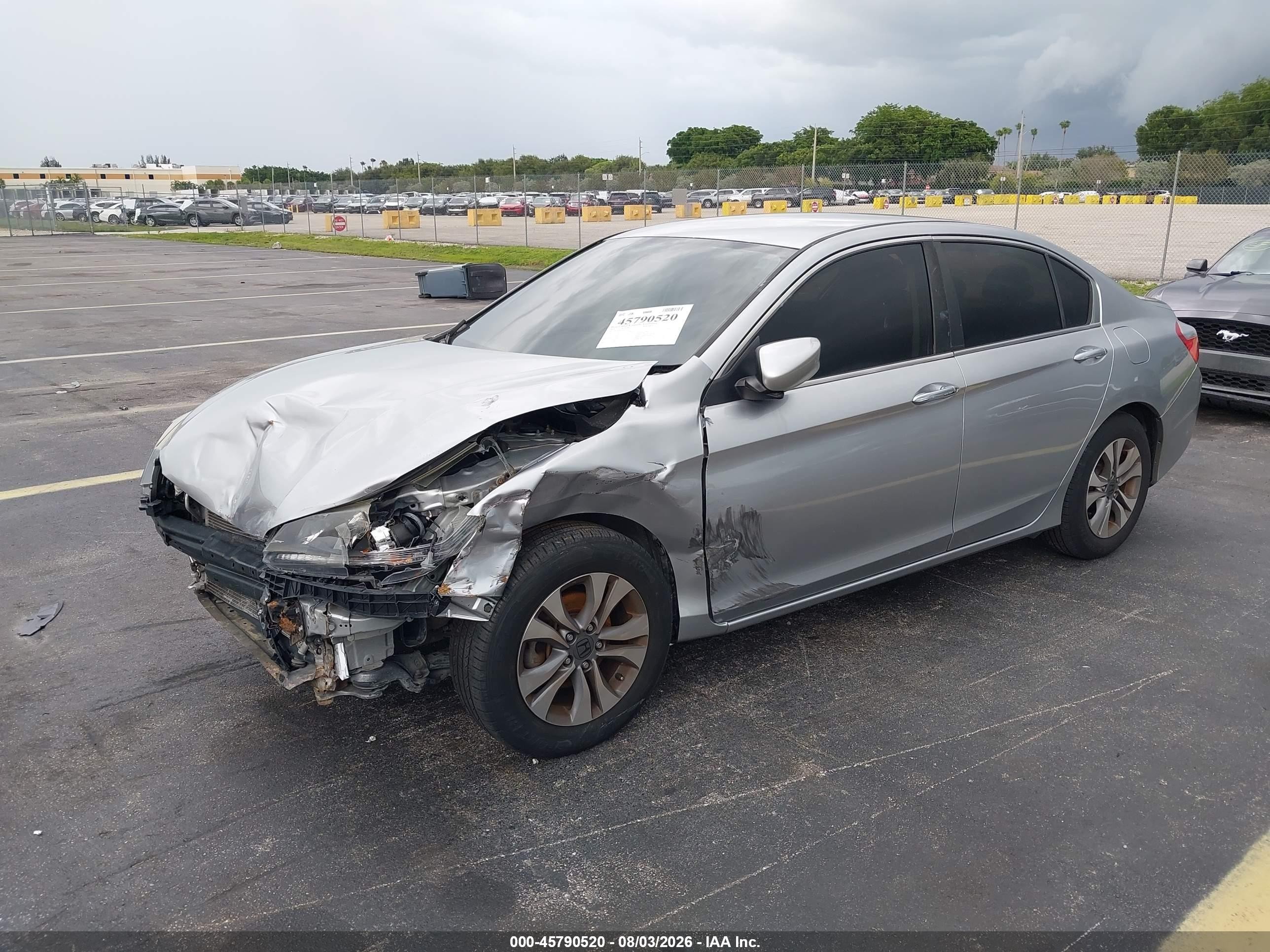 2015 Honda Accord Lx Серый vin: 1HGCR2F32FA053562