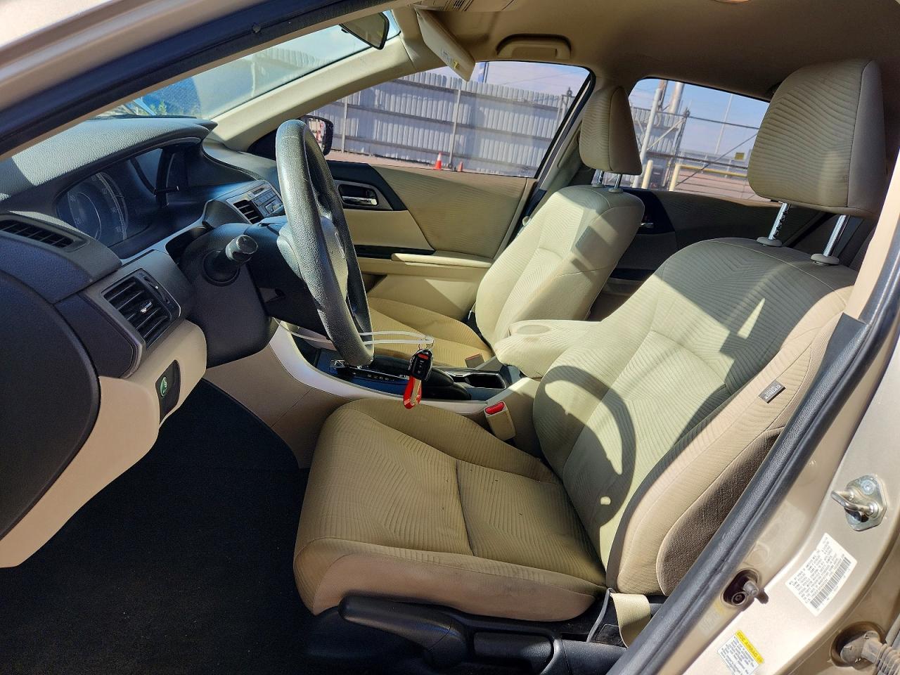 2015 Honda Accord Lx Gold vin: 1HGCR2F32FA065064
