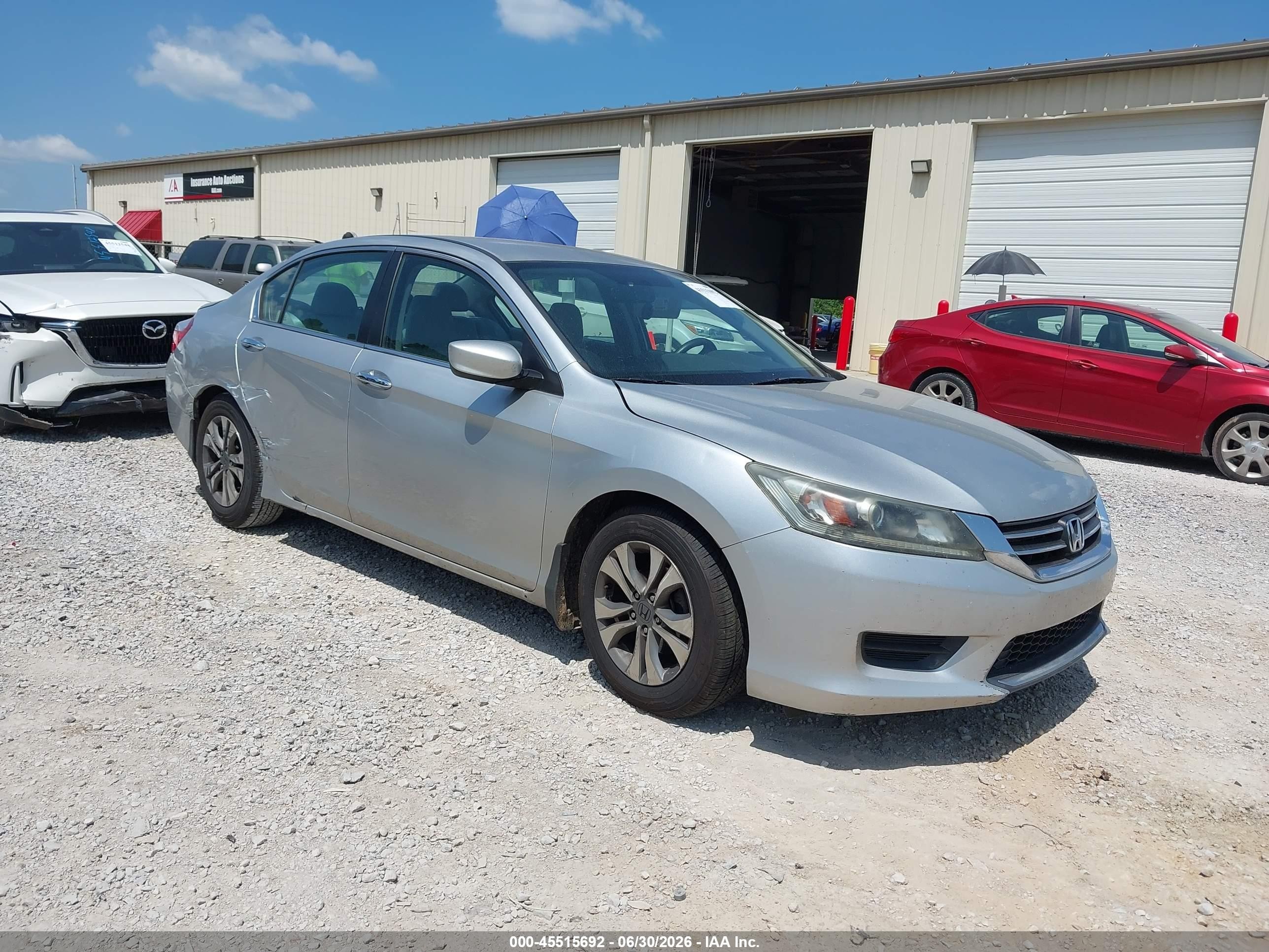 2015 Honda Accord Lx Silver vin: 1HGCR2F32FA072886