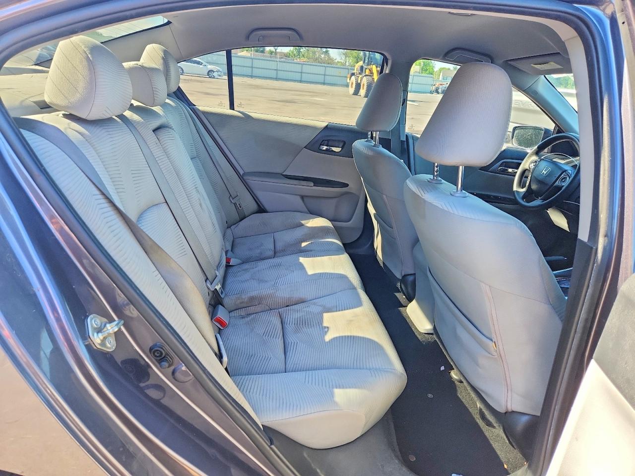 2015 Honda Accord Lx Gray vin: 1HGCR2F32FA084634