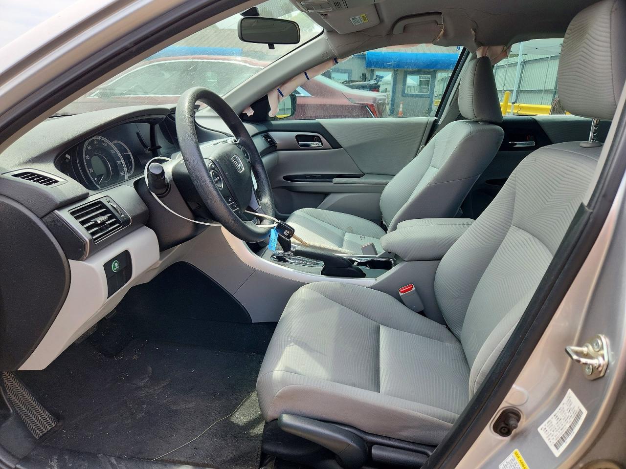 2015 Honda Accord Lx Silver vin: 1HGCR2F32FA147411