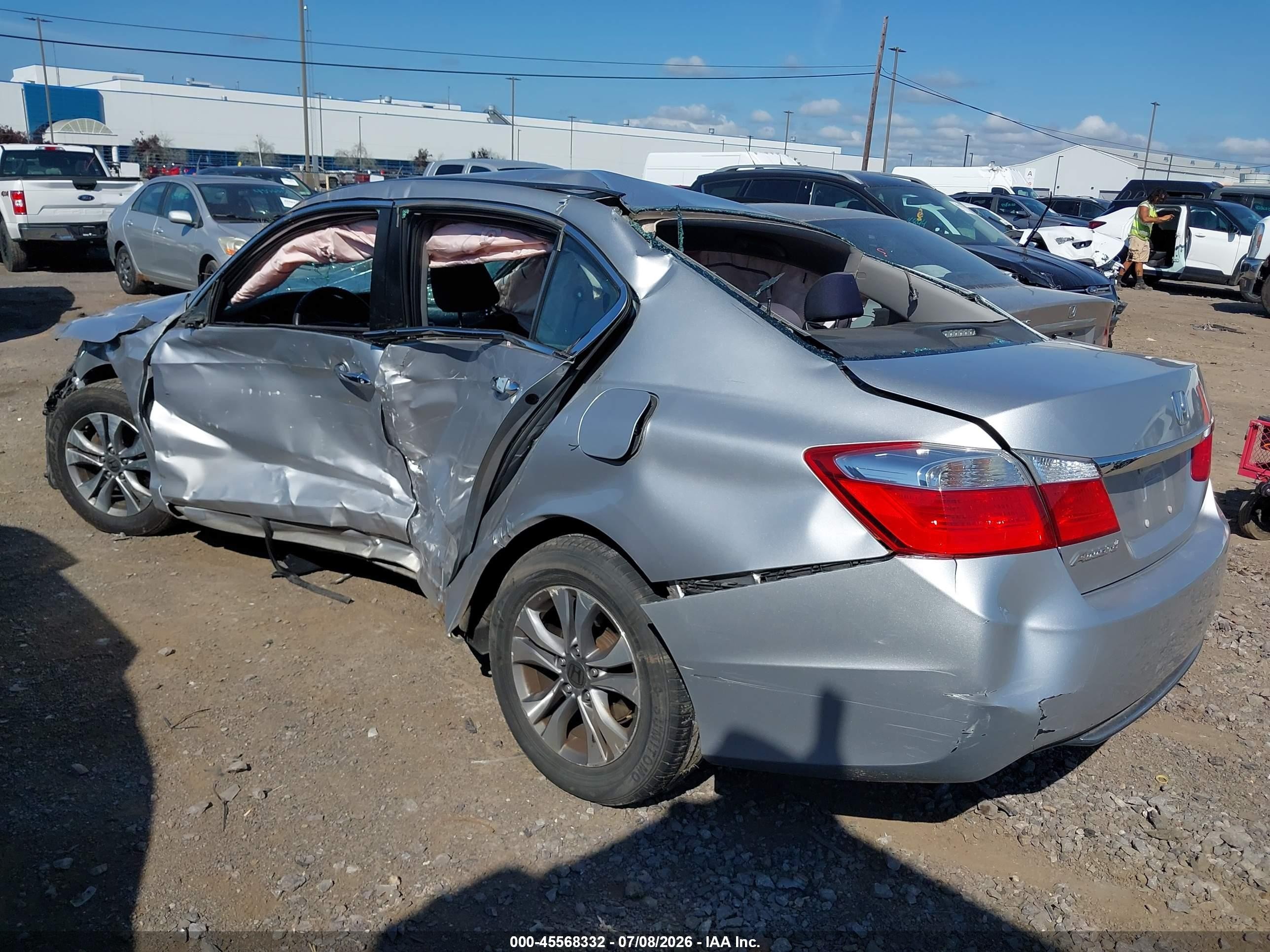 2015 Honda Accord Lx Silver vin: 1HGCR2F32FA160949