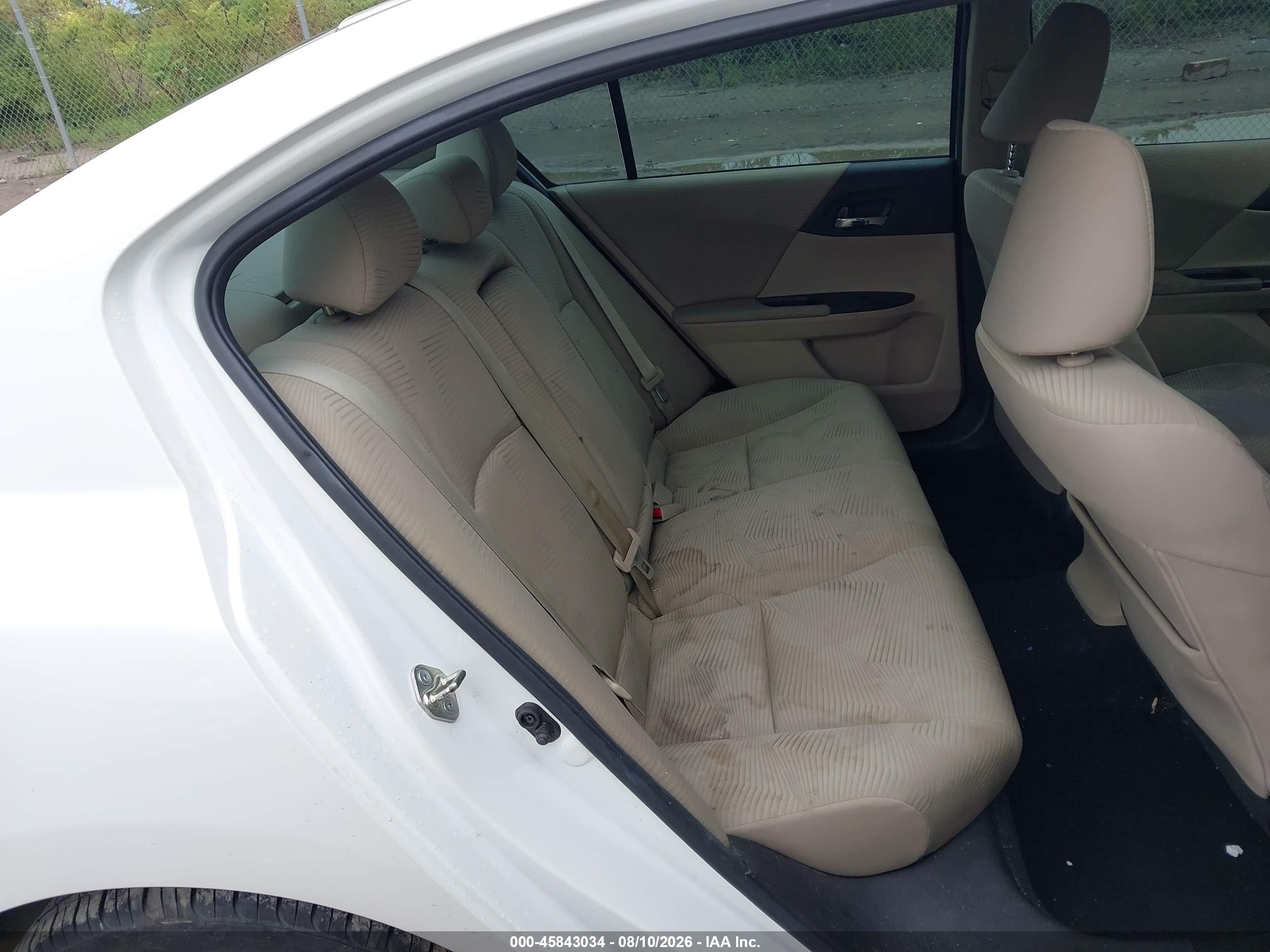 2015 Honda Accord Lx Белый vin: 1HGCR2F32FA190338