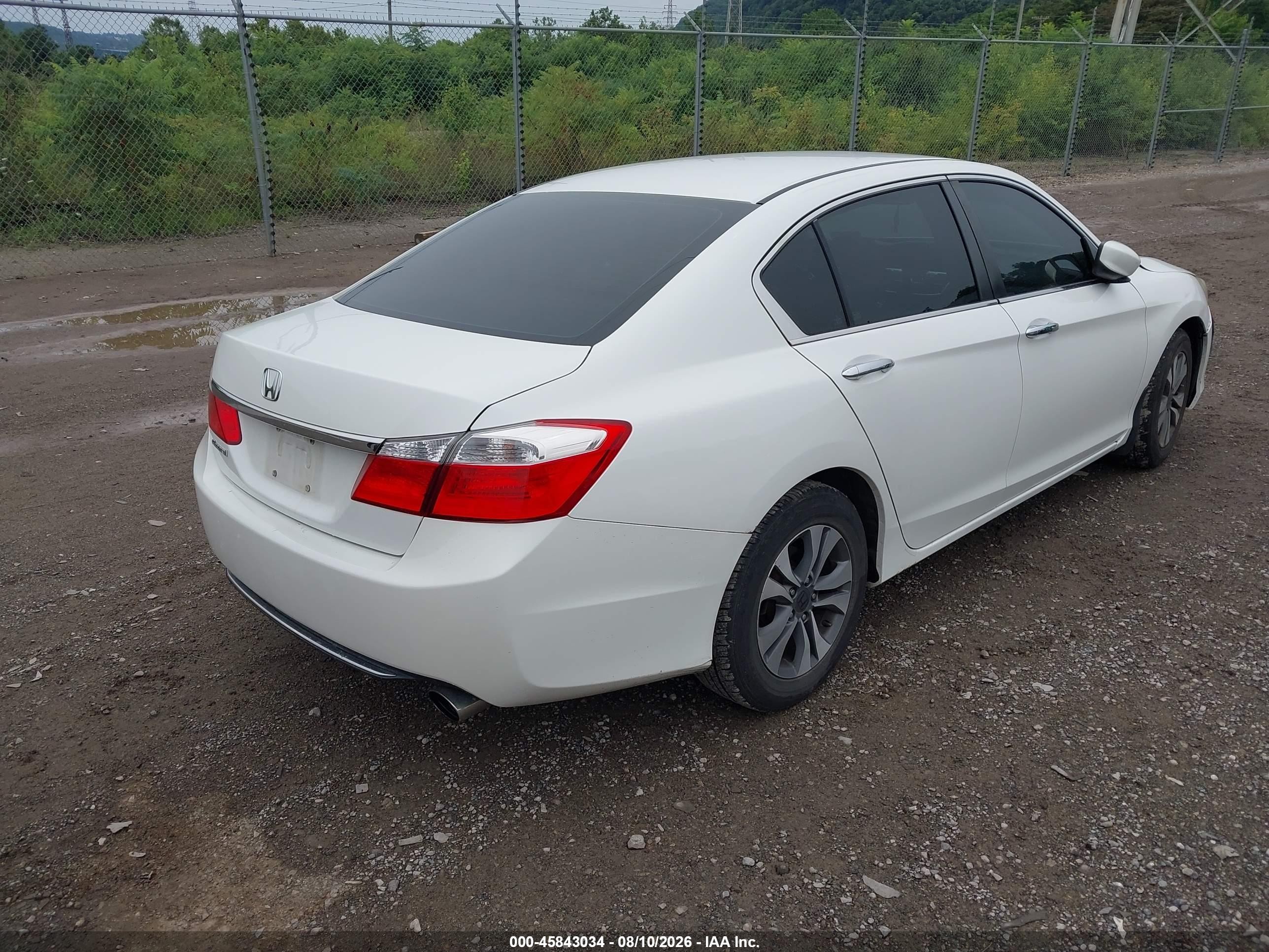 2015 Honda Accord Lx Белый vin: 1HGCR2F32FA190338