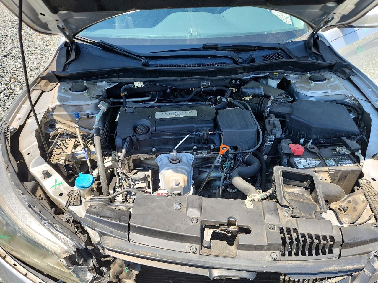 2015 Honda Accord Lx Silver vin: 1HGCR2F32FA195698