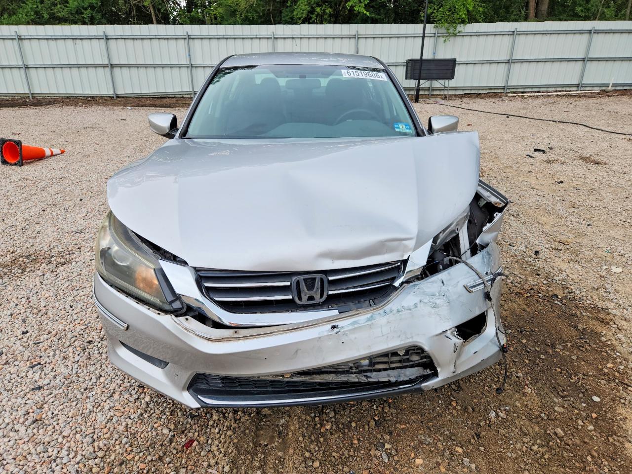 2015 Honda Accord Lx Silver vin: 1HGCR2F32FA196334