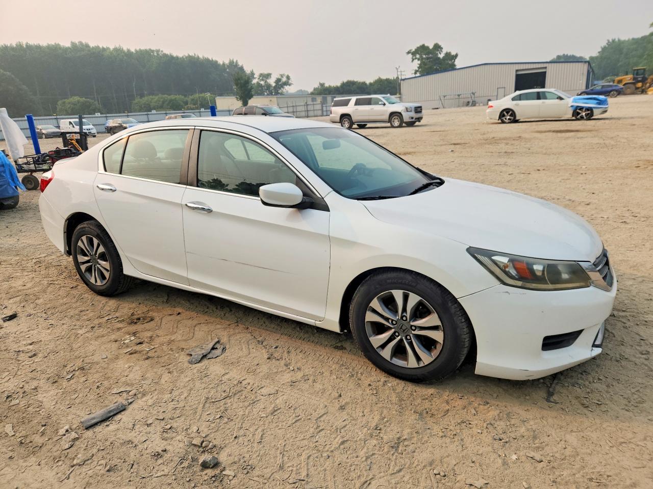 2015 Honda Accord Lx White vin: 1HGCR2F32FA197094