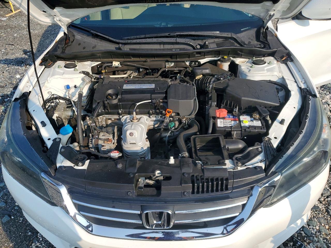 2015 Honda Accord Lx Белый vin: 1HGCR2F32FA204660