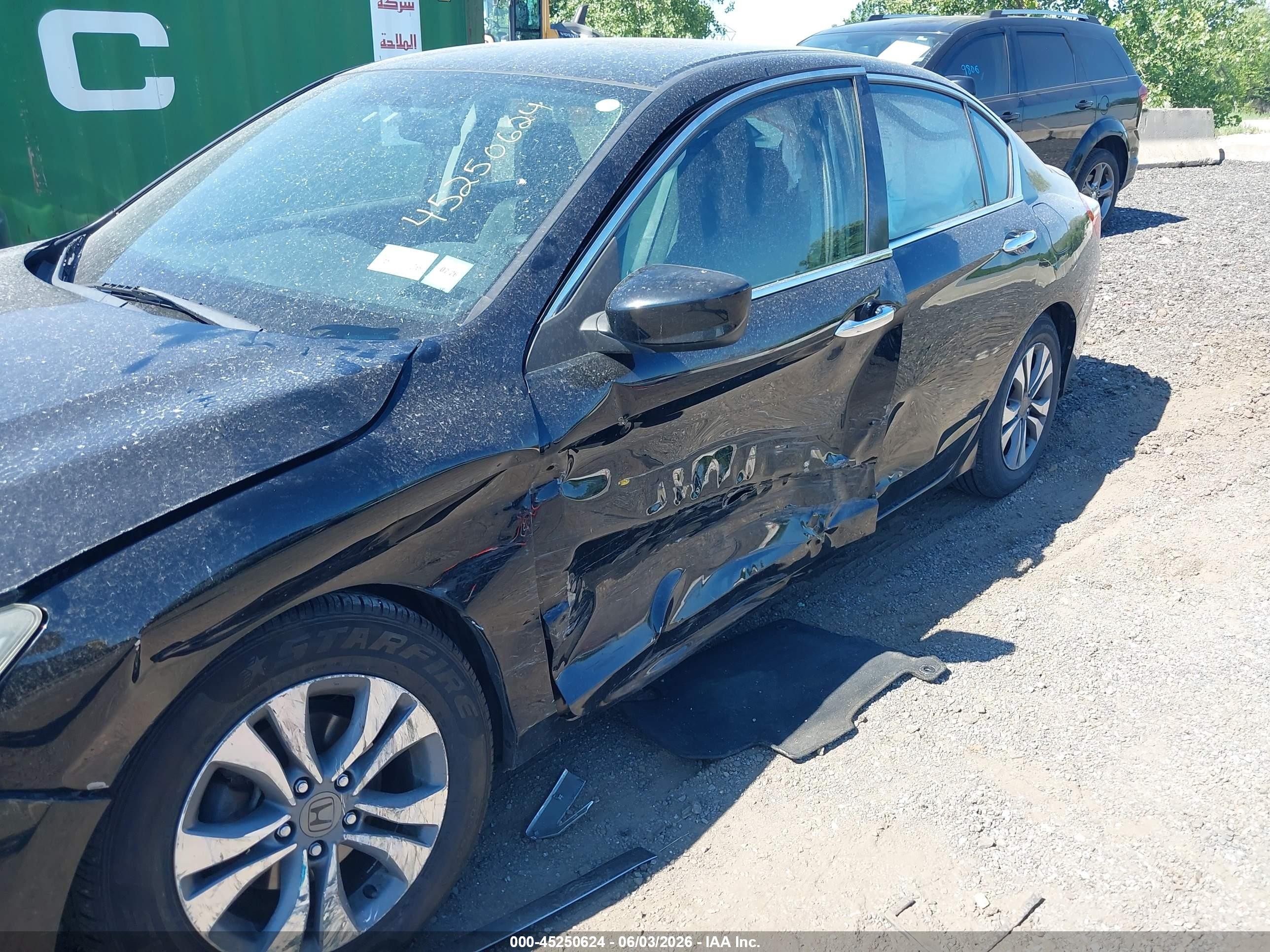 2015 Honda Accord Lx Черный vin: 1HGCR2F32FA209776